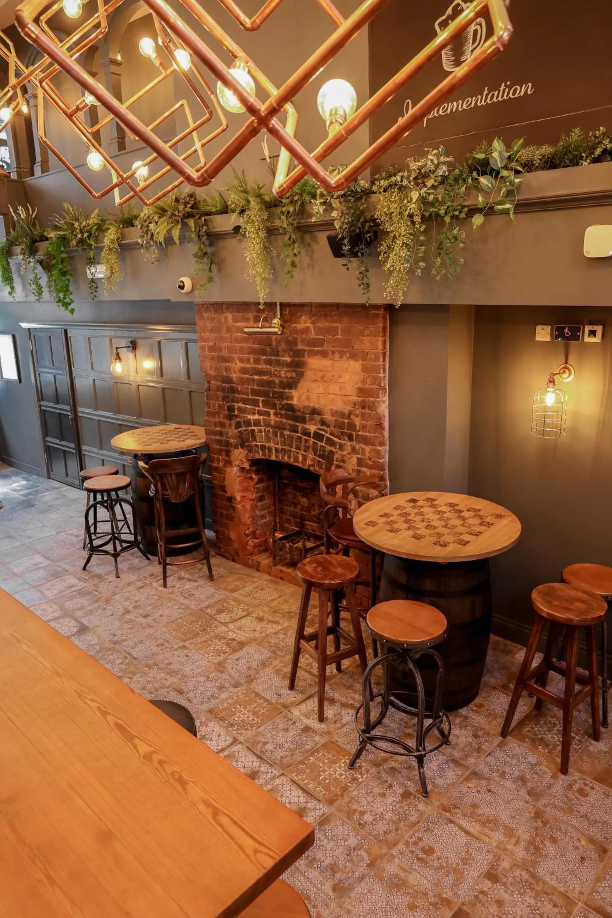 Restaurant/places to eat in The Turks Head