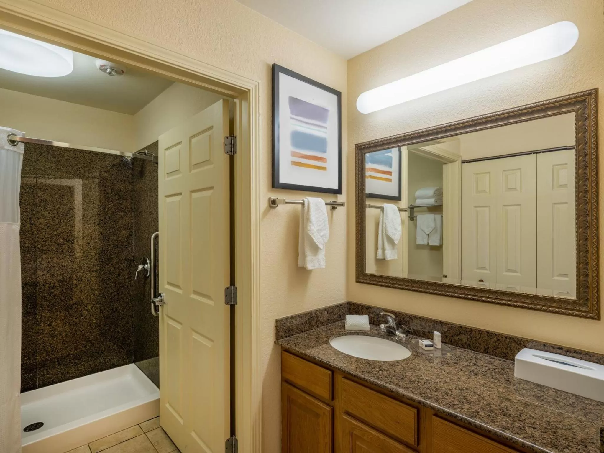 Bathroom in Staybridge Suites Milwaukee Airport South by IHG