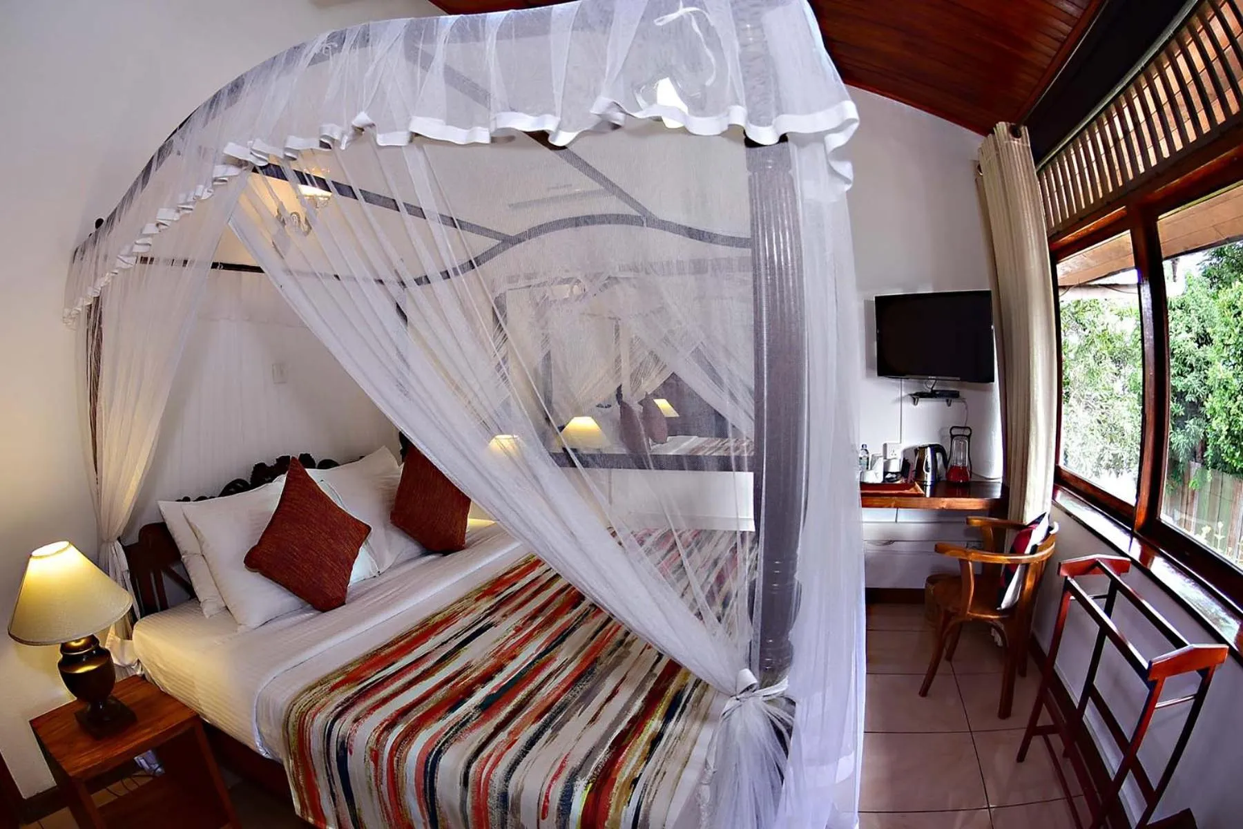 Bed in Colombo Villa