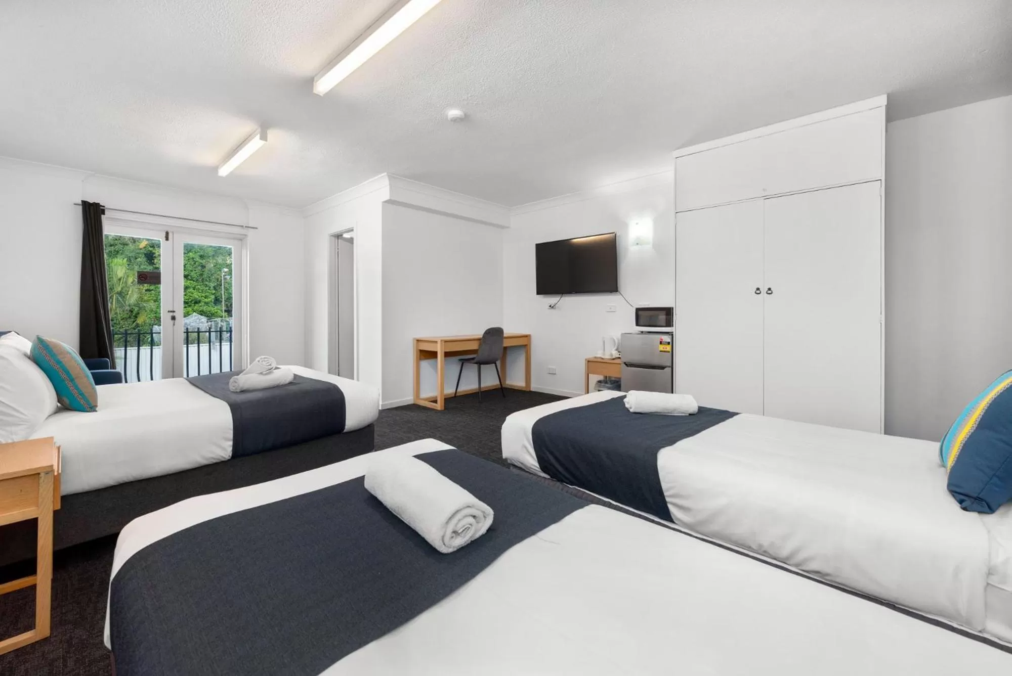 Bed in Hamilton Brisbane Airport Hotel