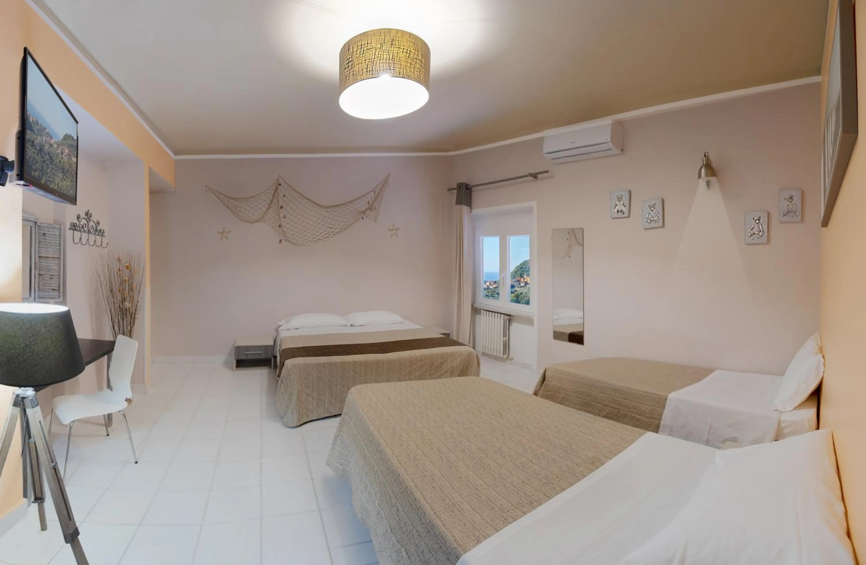 Bed in Albergo Serena