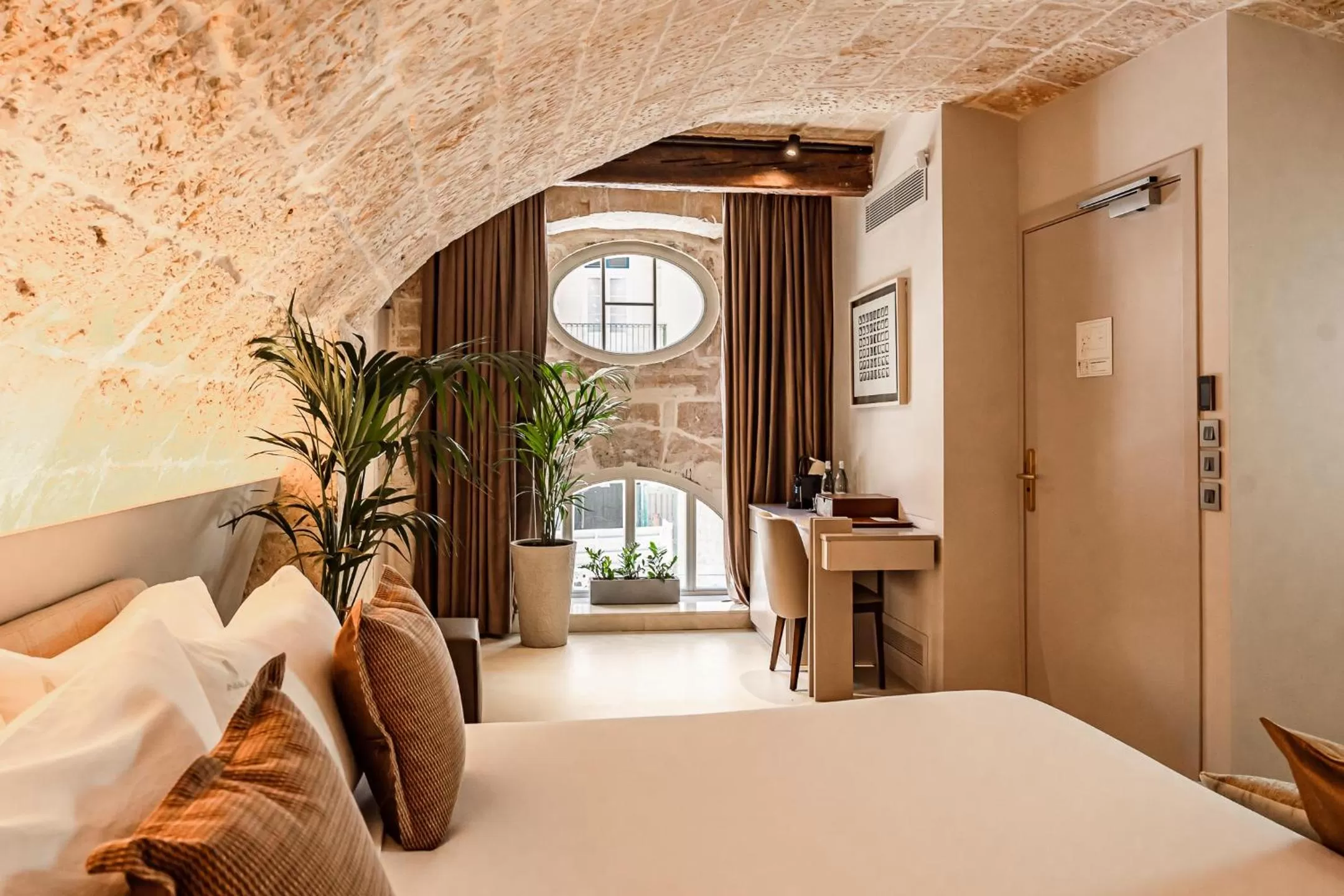 Bedroom, Bed in Iniala Harbour House