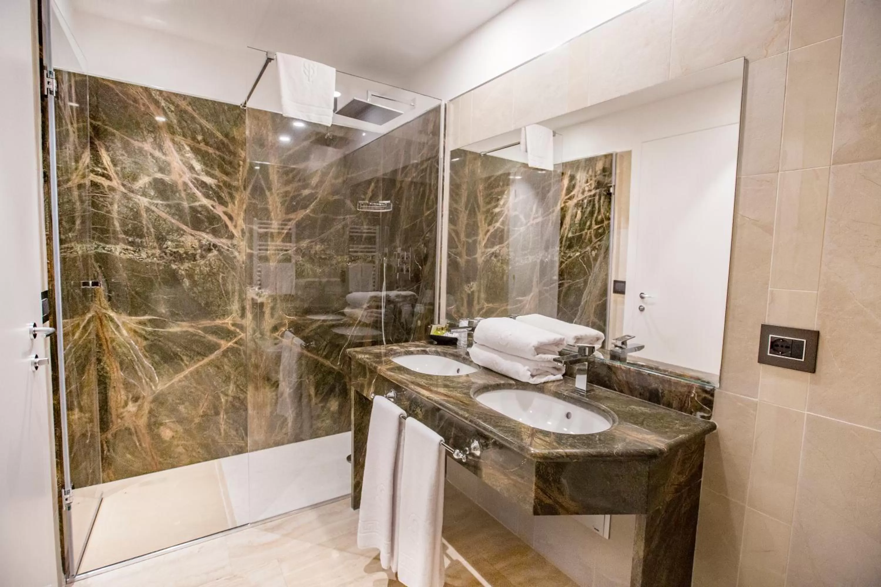 Victoria Palace Cefalù