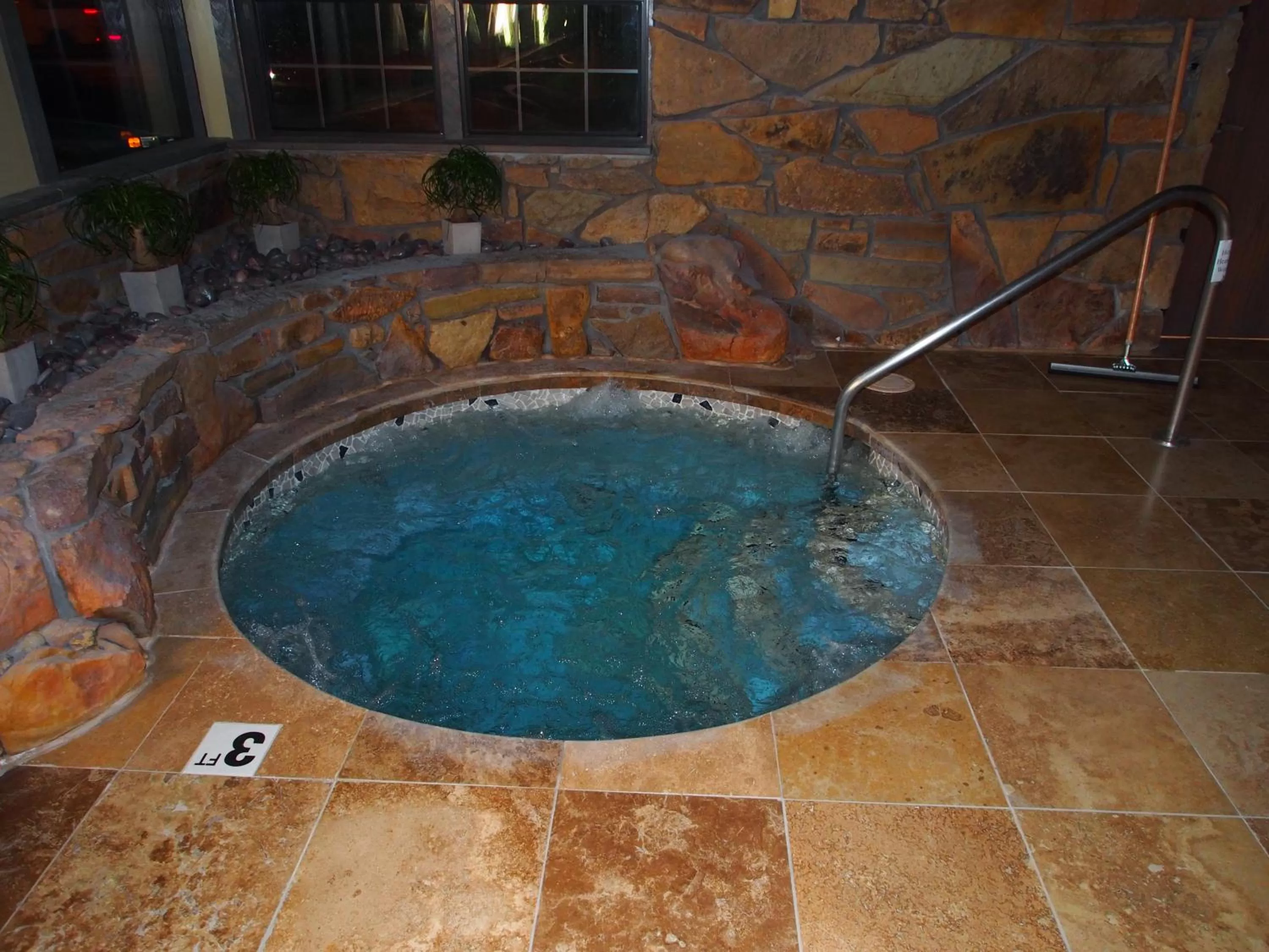 Hot Tub in Travelodge by Wyndham Coffeyville