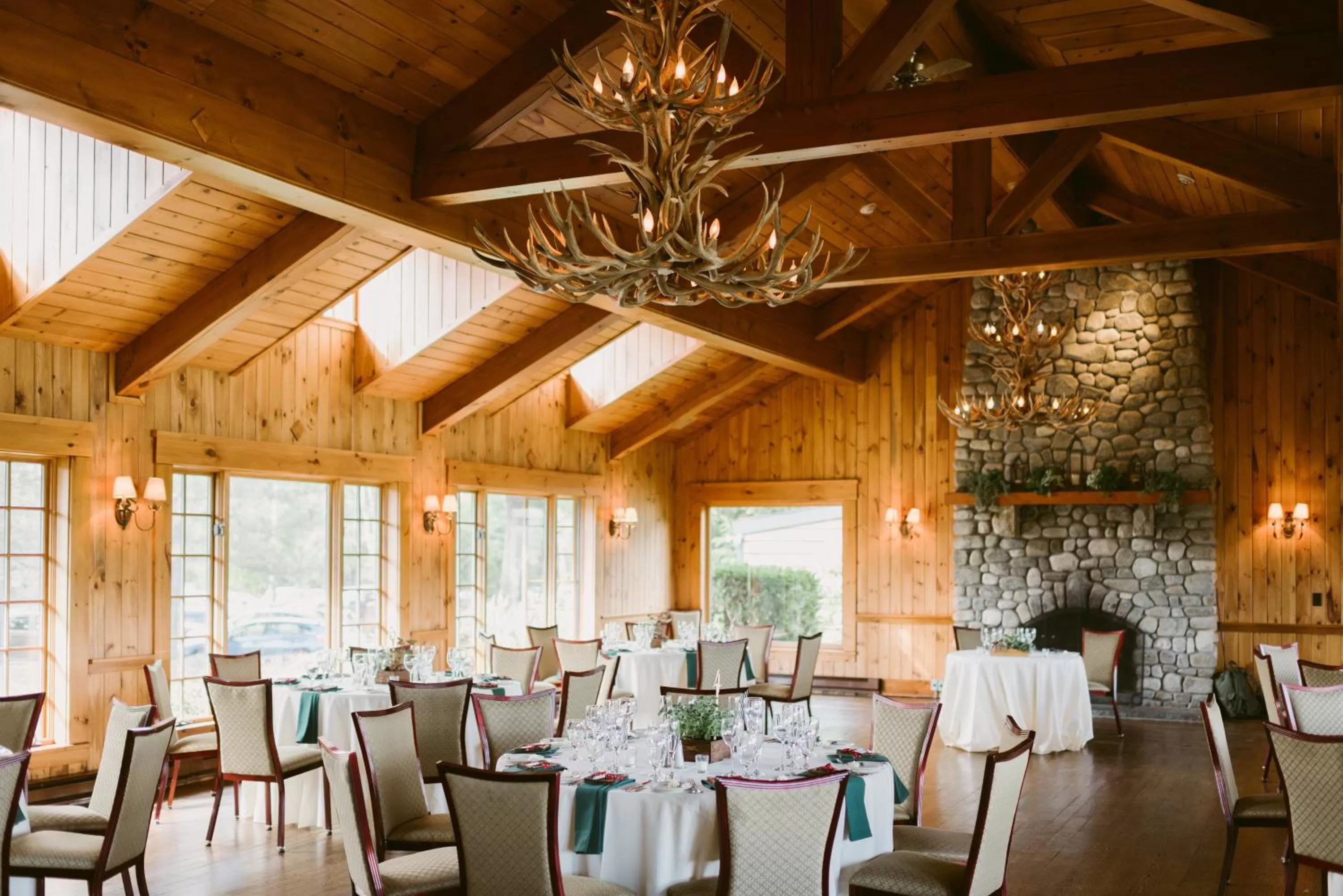 Restaurant/places to eat in Crowne Plaza Lake Placid by IHG