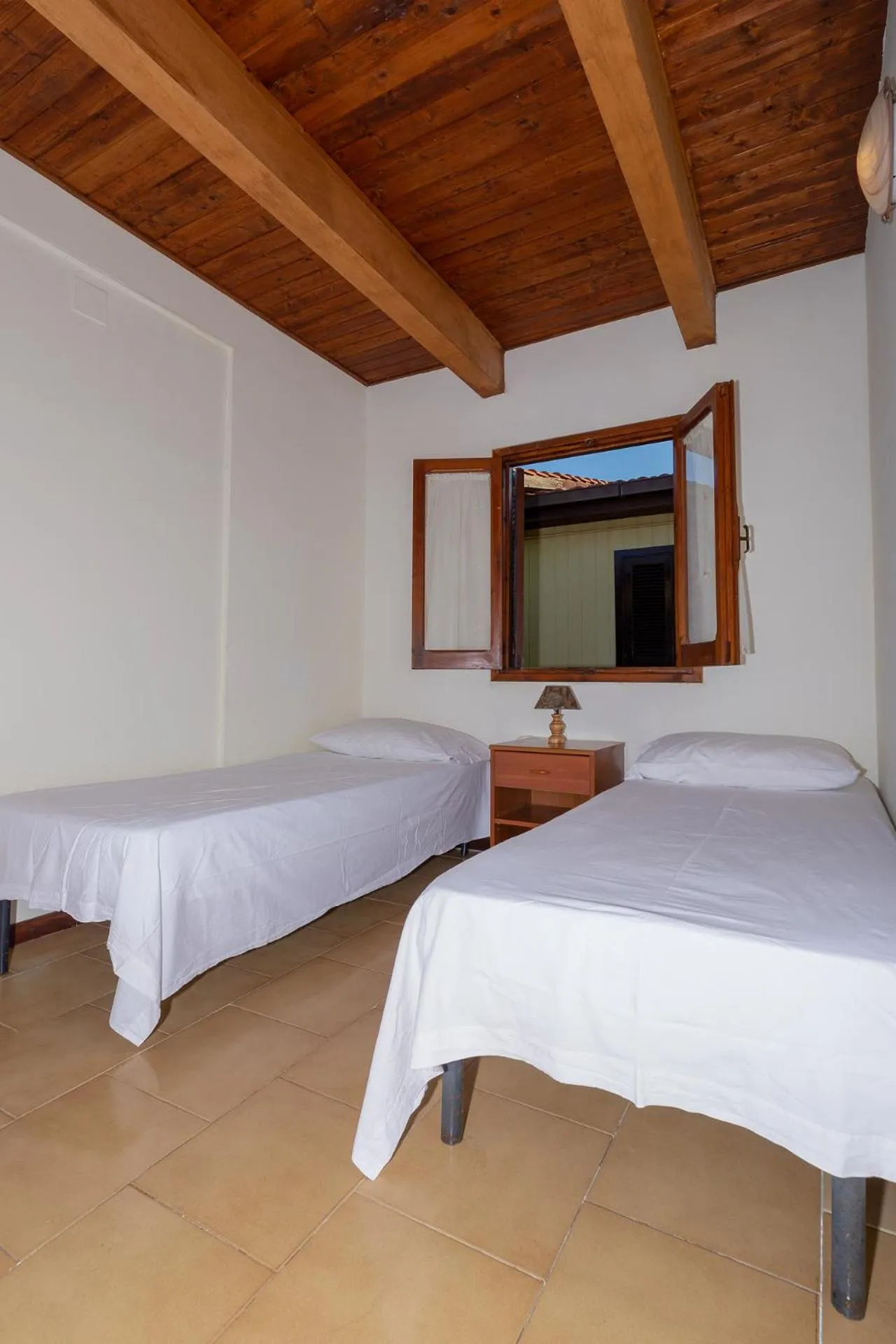 Bedroom, Bed in Residence New Paradise