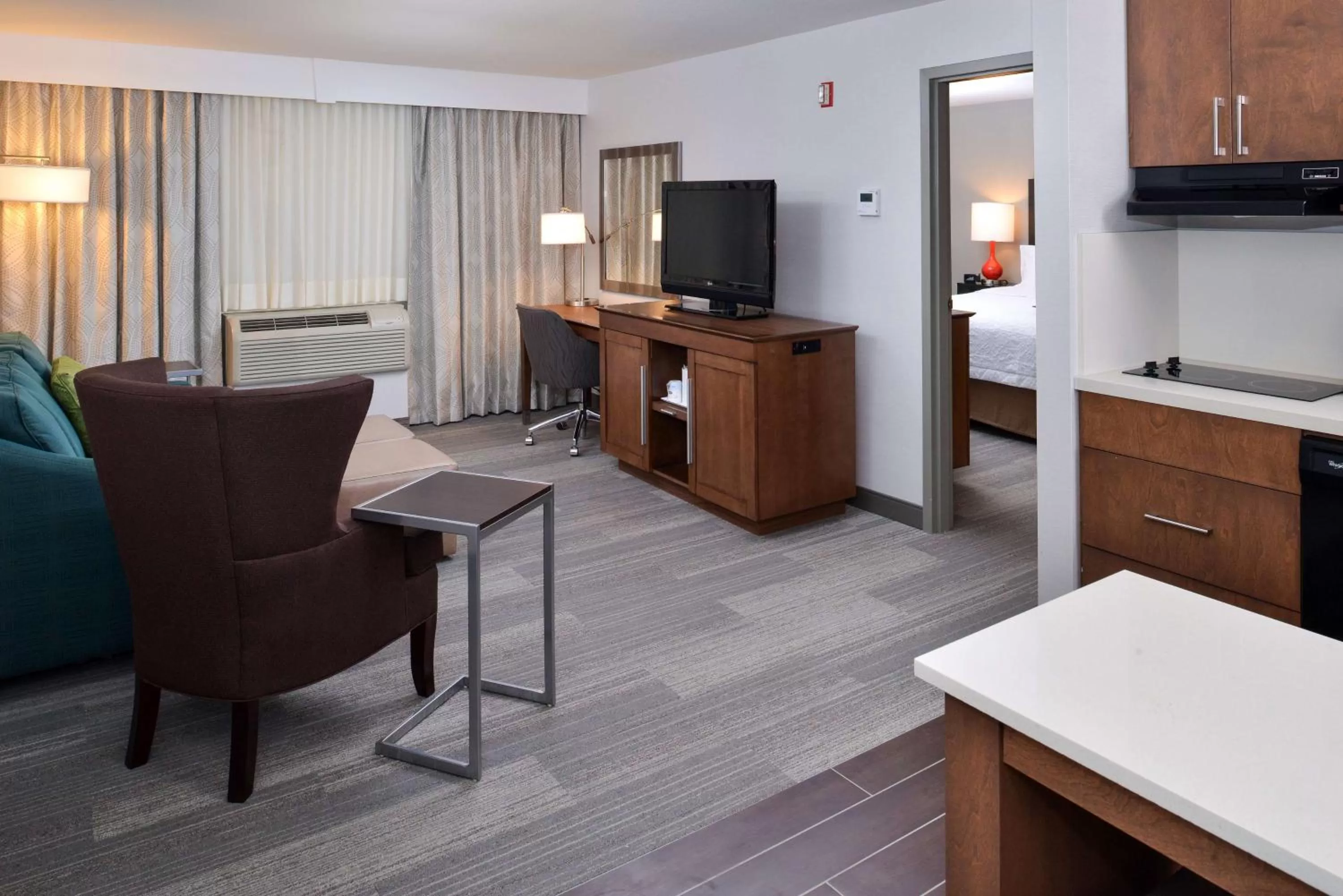 Living room in Hampton Inn & Suites by Hilton Calgary University NW