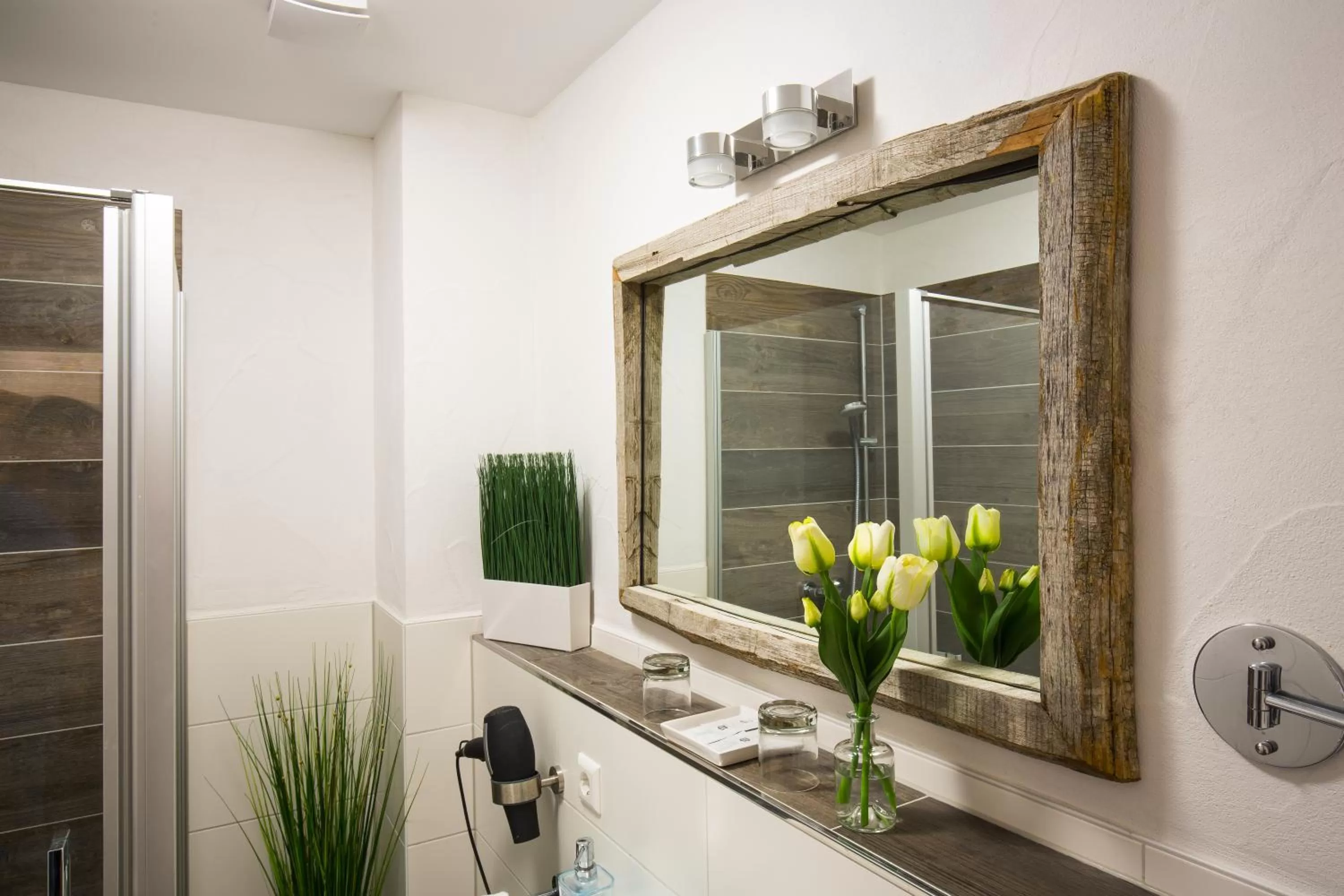 Bathroom in Weinhotel / Gasthaus zur Sonne