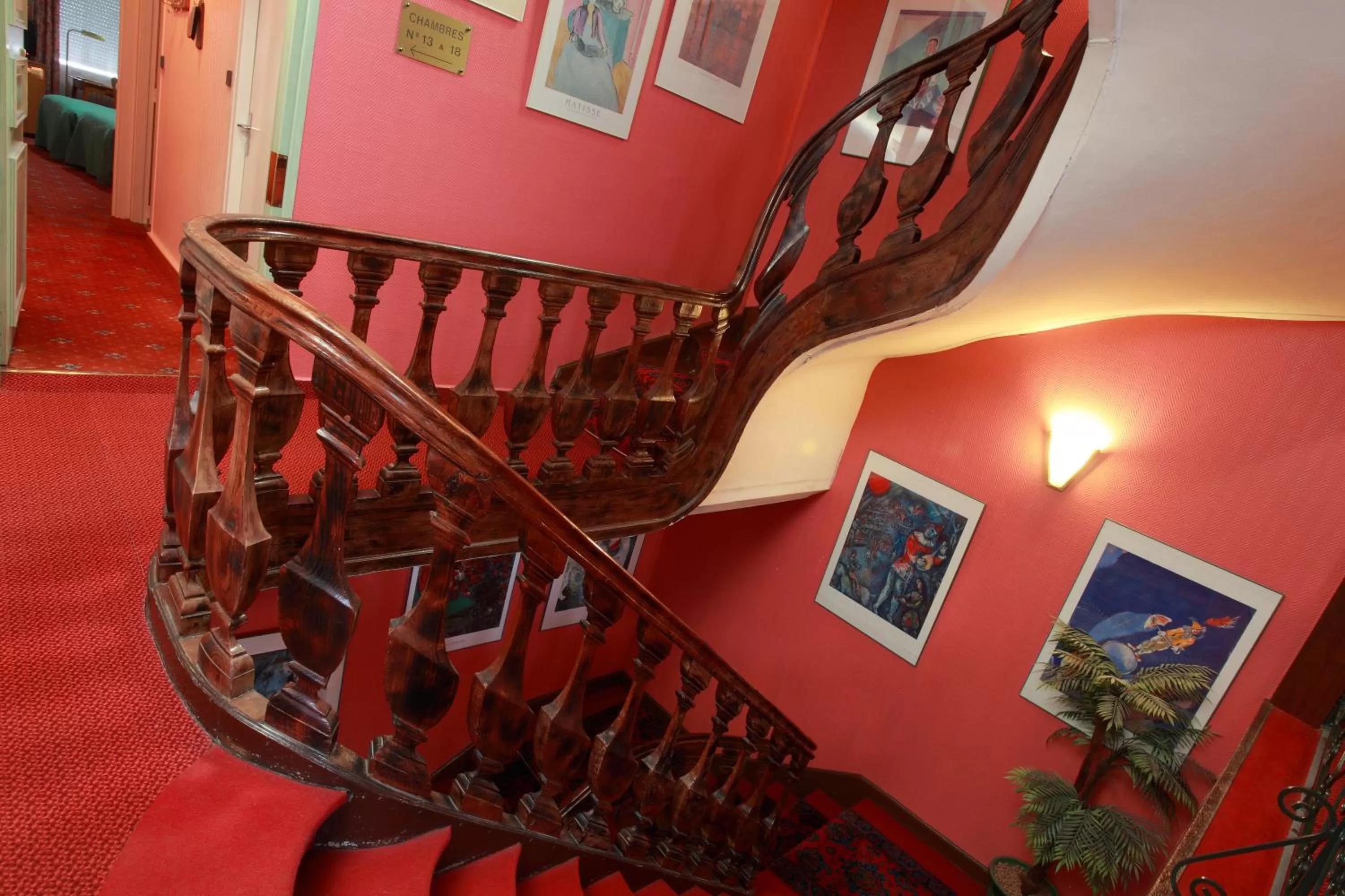 Decorative detail in Hotel De La Paix