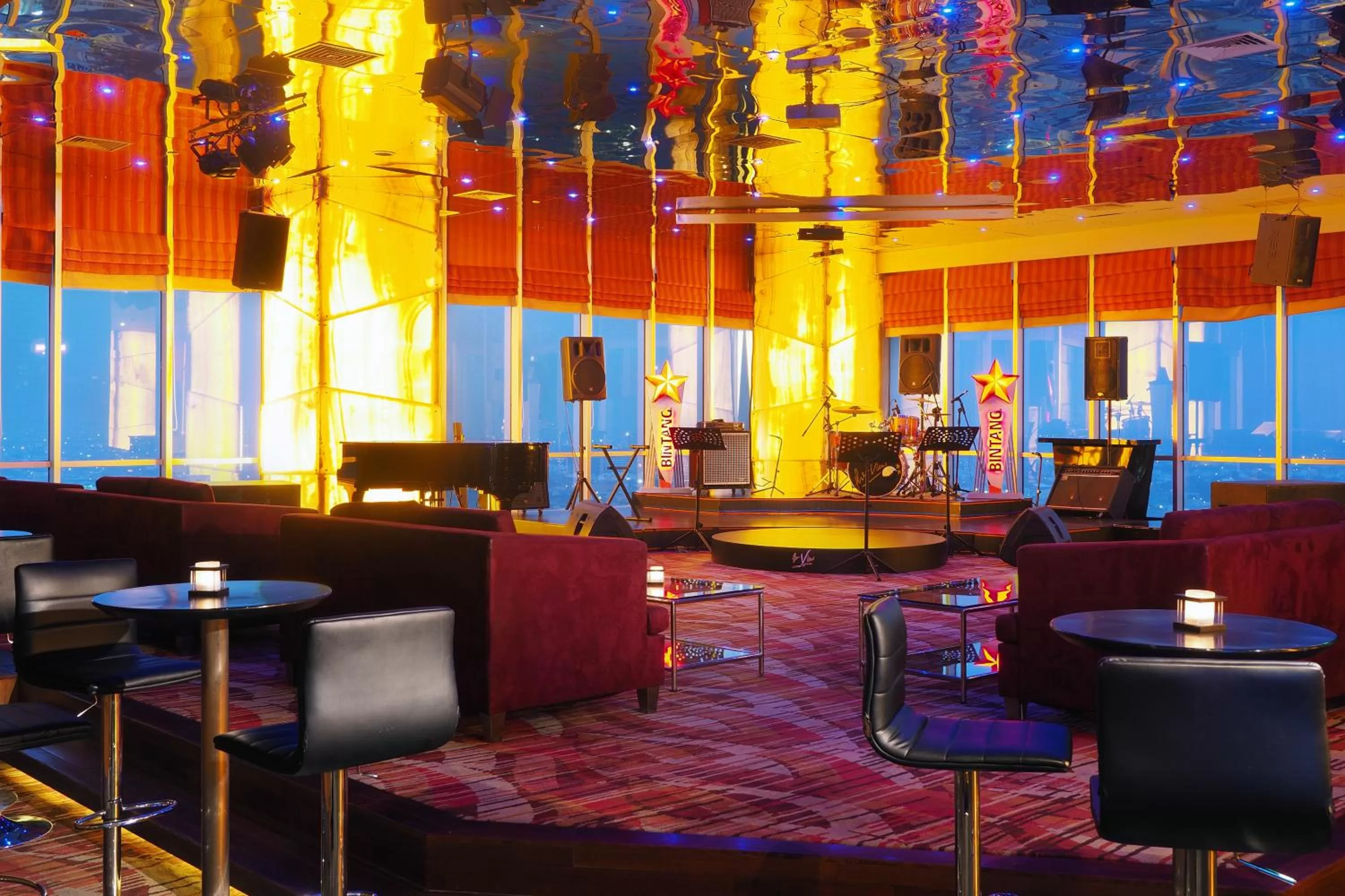 Night in Cambridge Hotel Medan