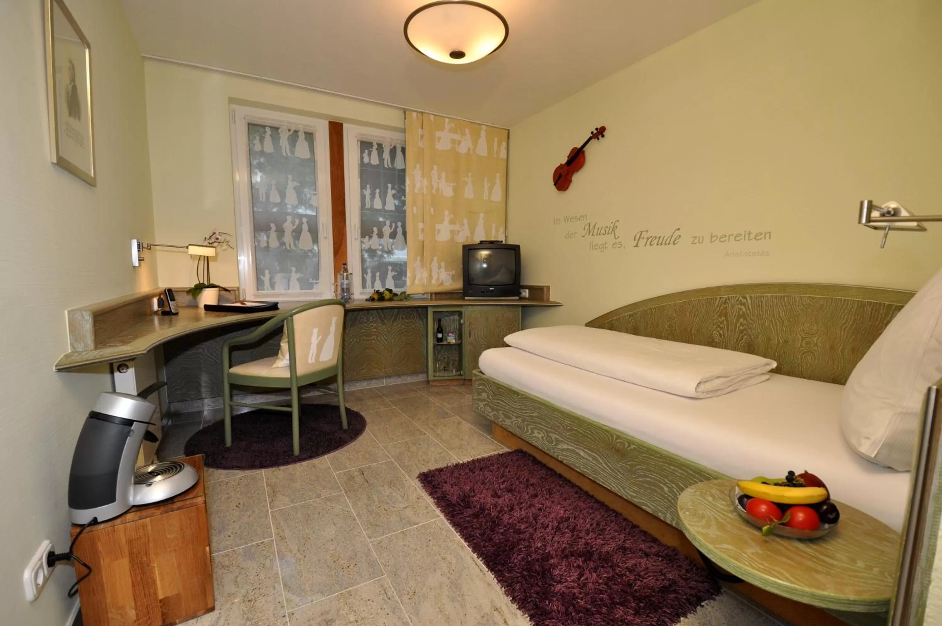 Bed in Malerwinkel Hotel