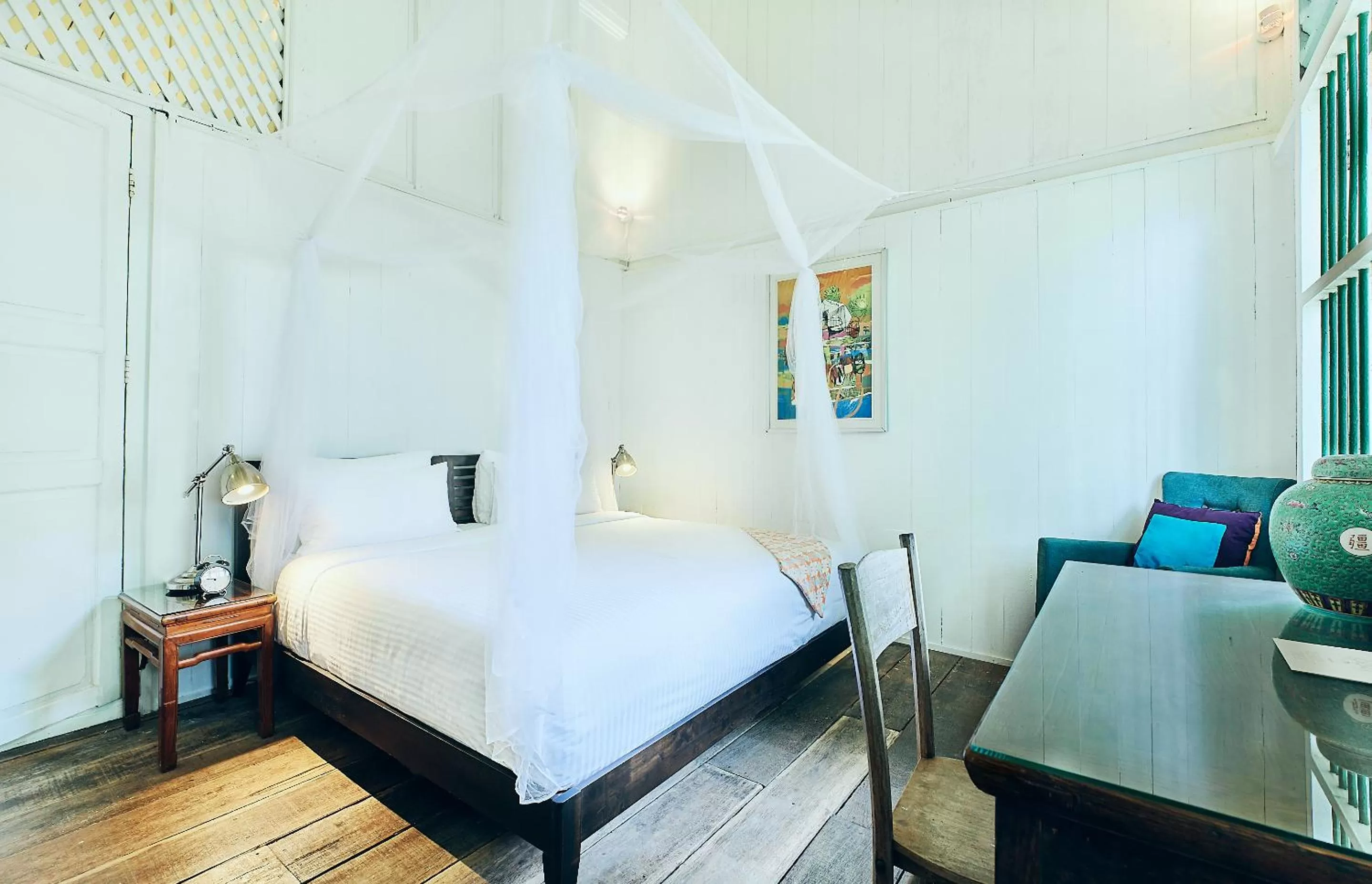 Bedroom, Bed in Temple Tree Resort