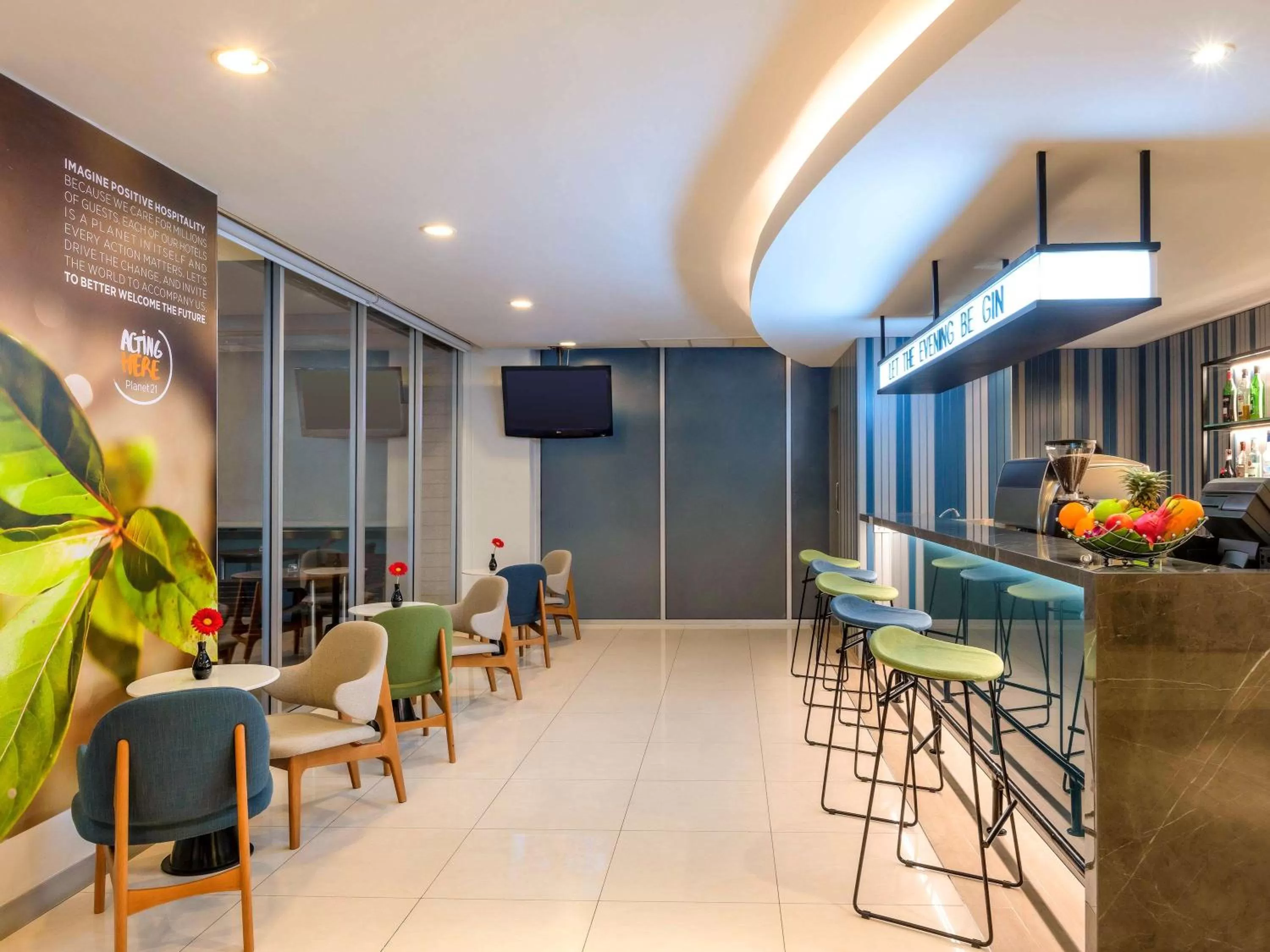 Property building in ibis Bangkok Sathorn