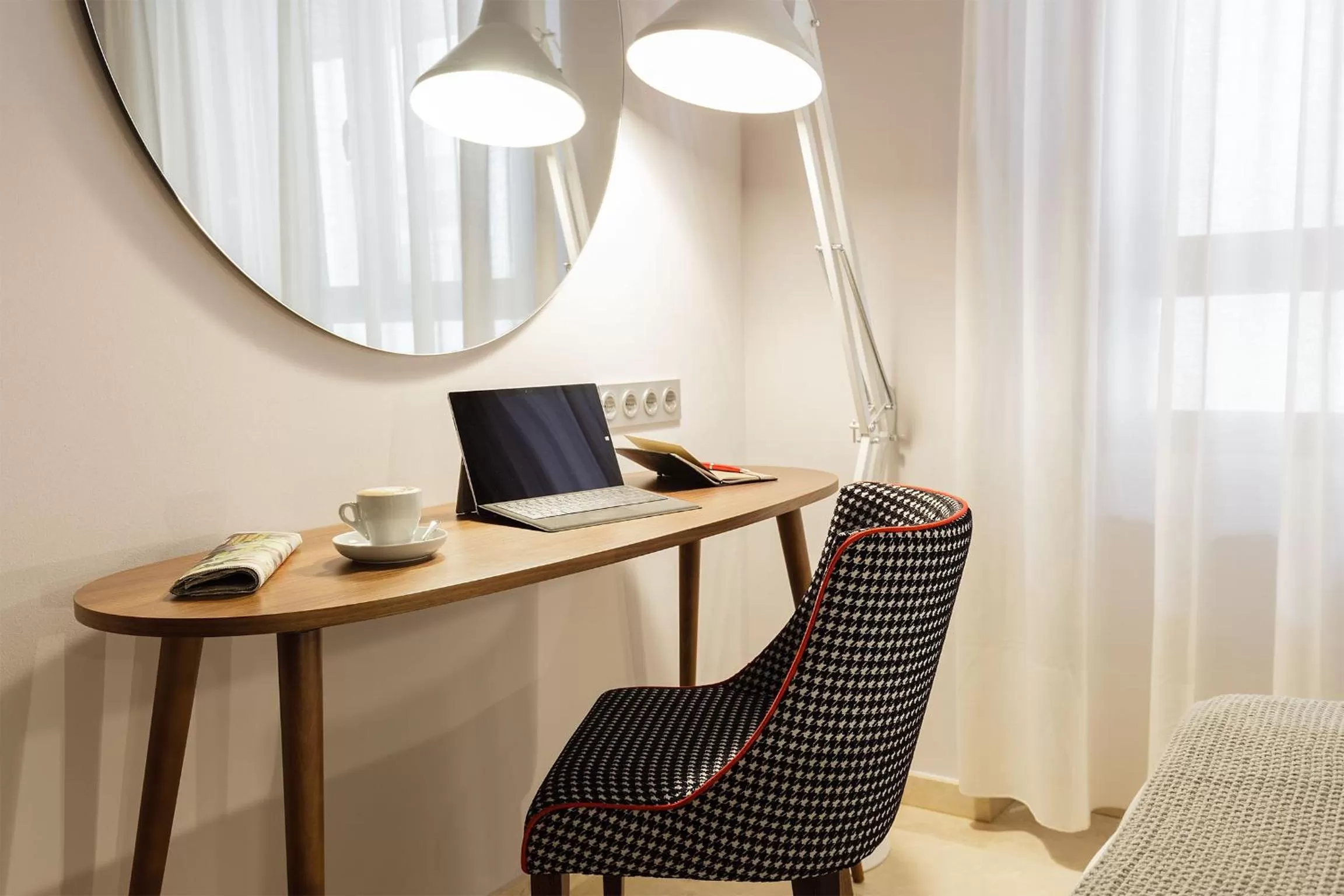 Photo of the whole room in Hotel Pamplona Plaza