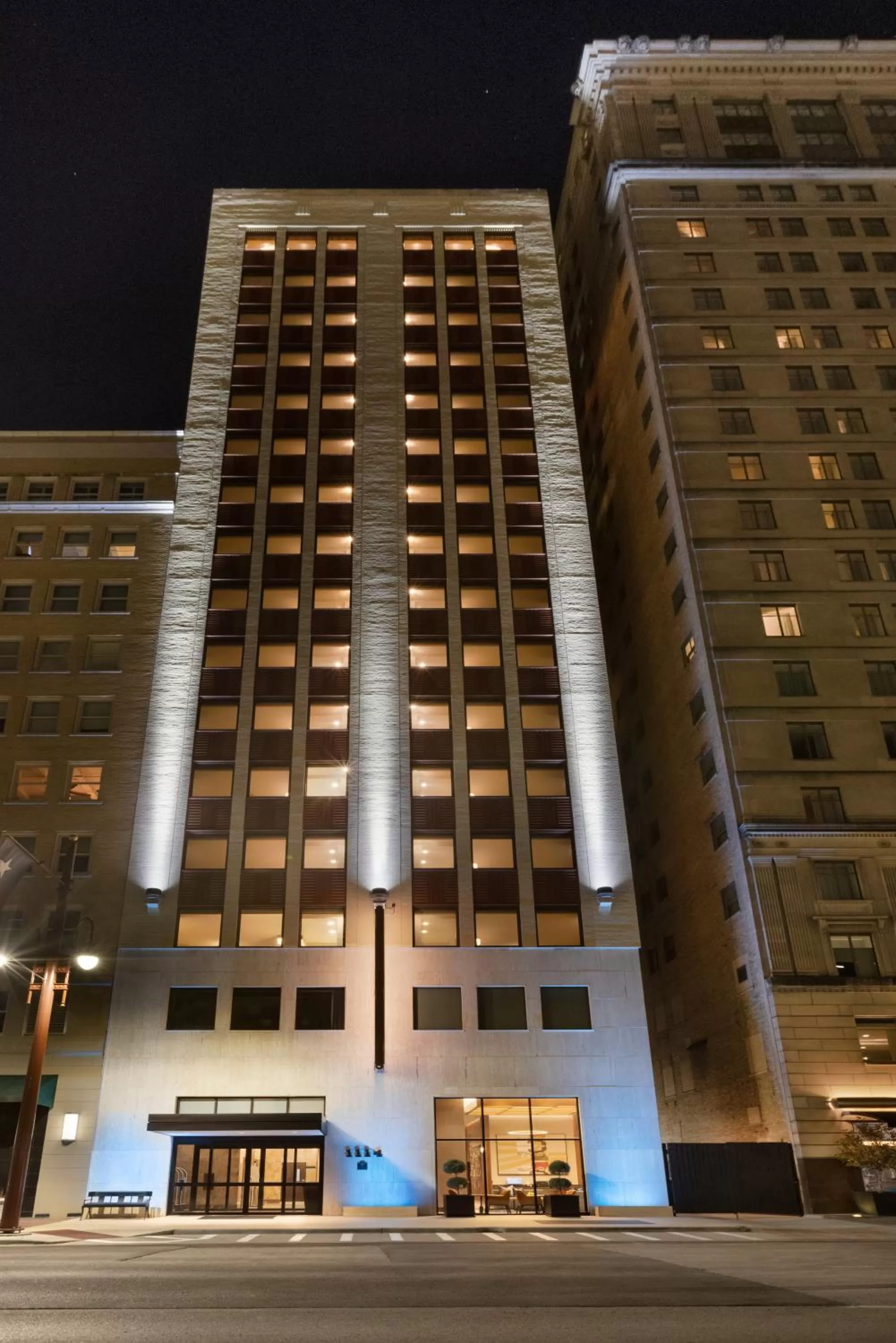 Property building in Hyatt Place Houston Downtown