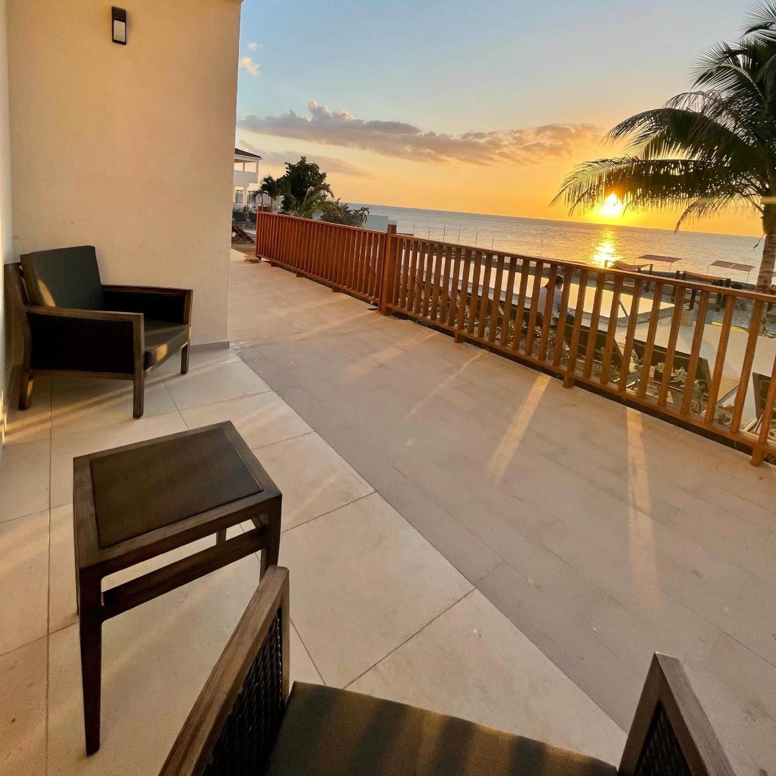 Balcony/Terrace in Samsara Cliff Resort