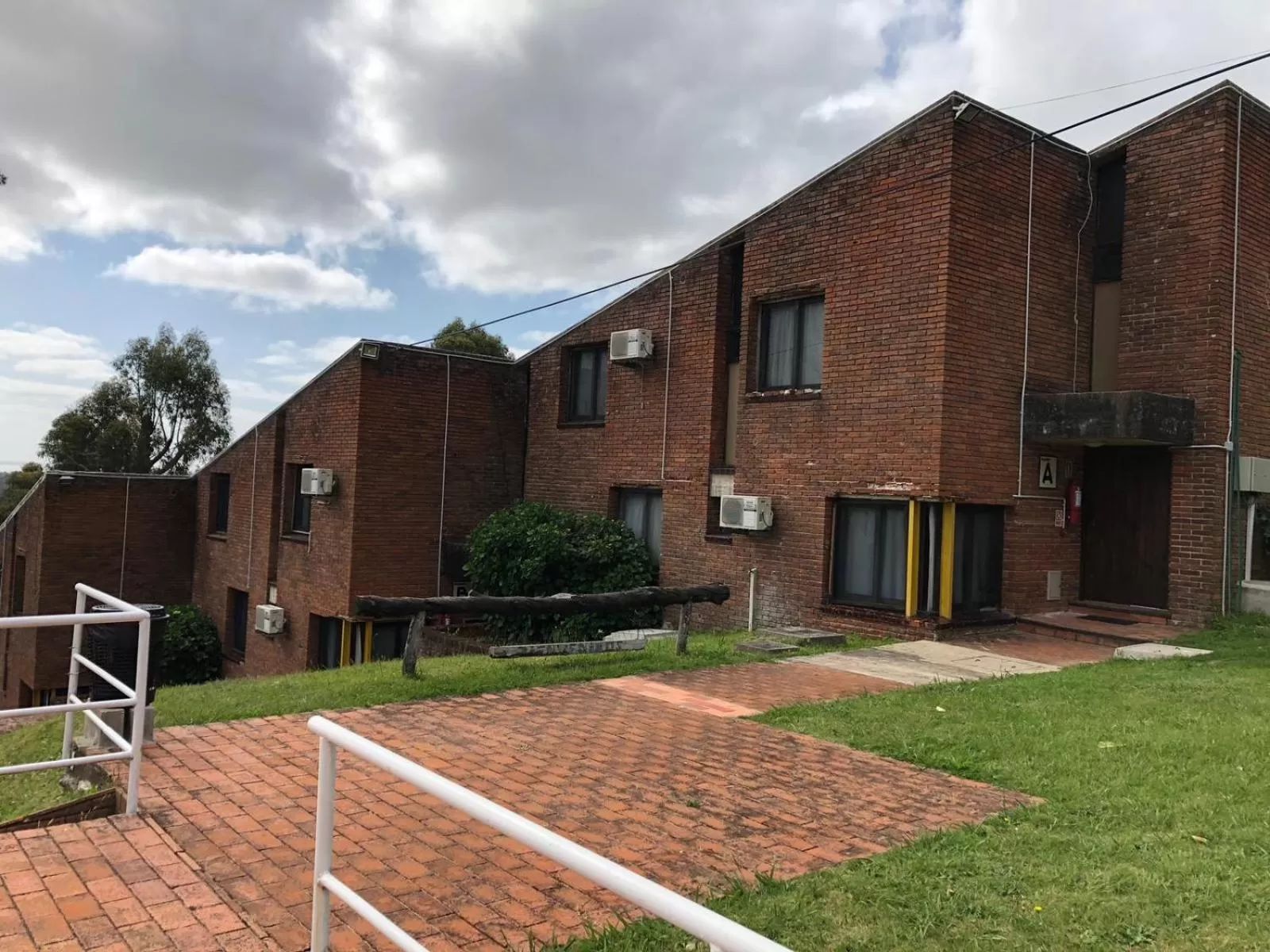 Property building in Complejo Laderas del Cerro