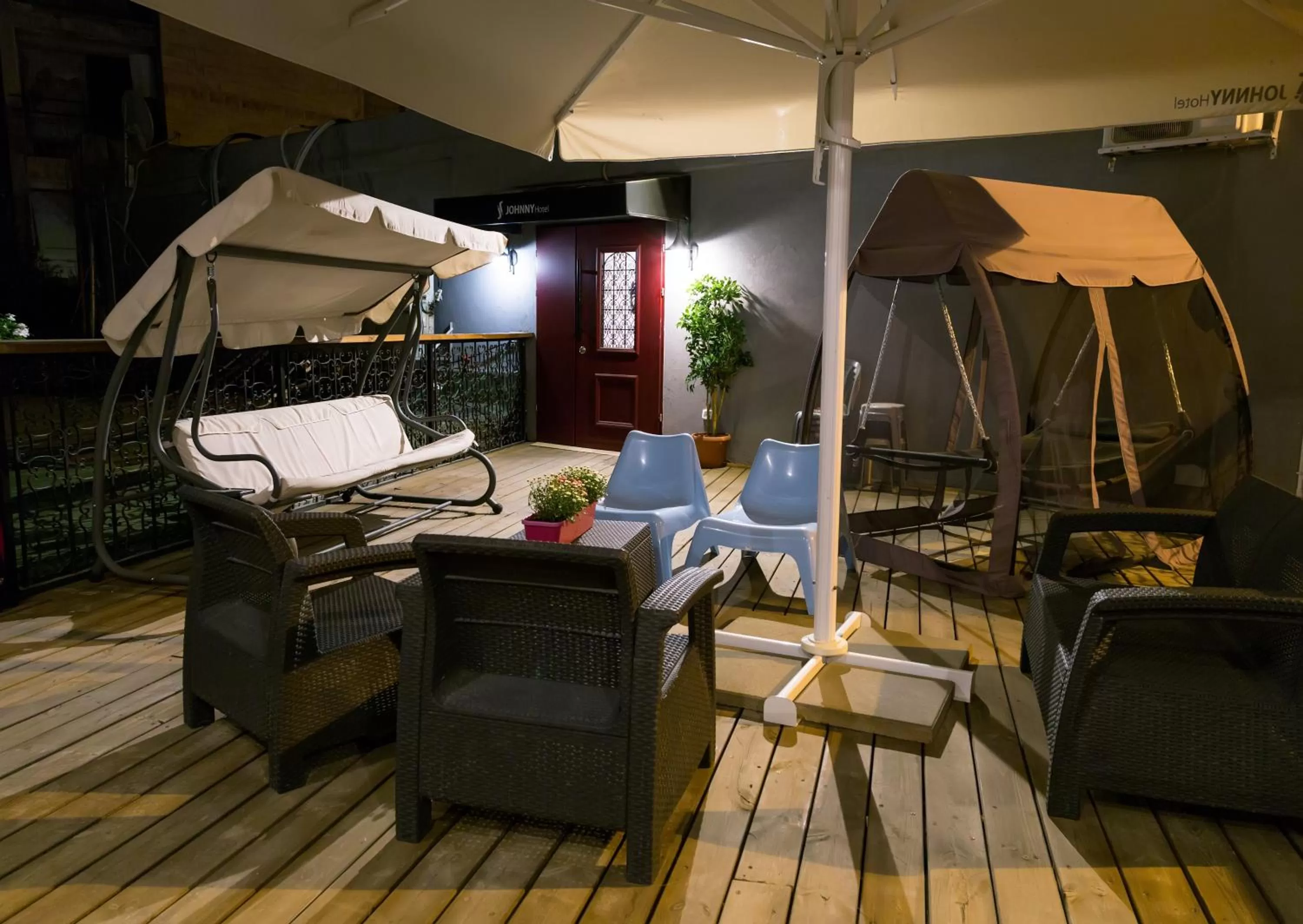 Night in Johnny Hotel