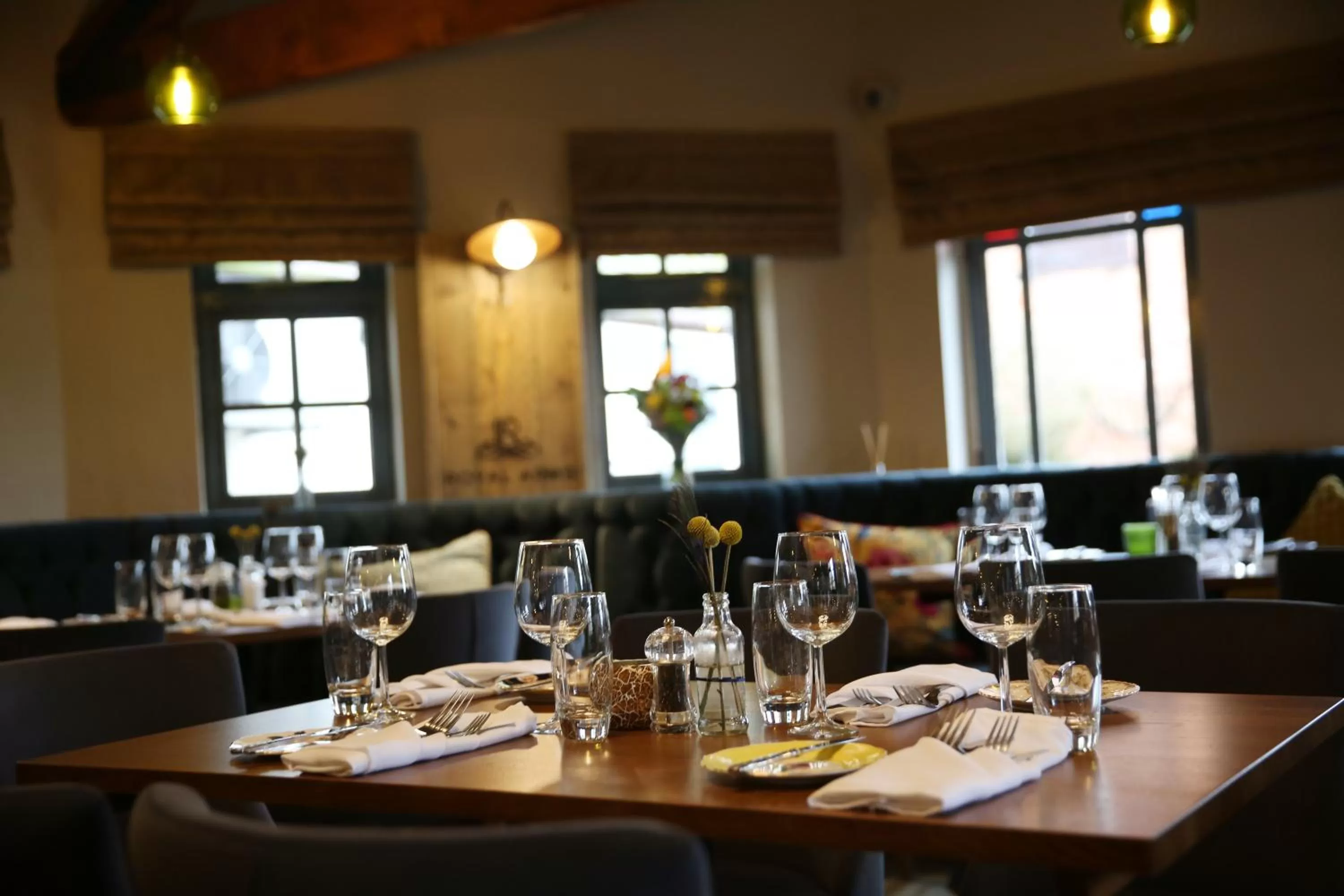 Restaurant/places to eat in The Royal Arms Bed & Breakfast