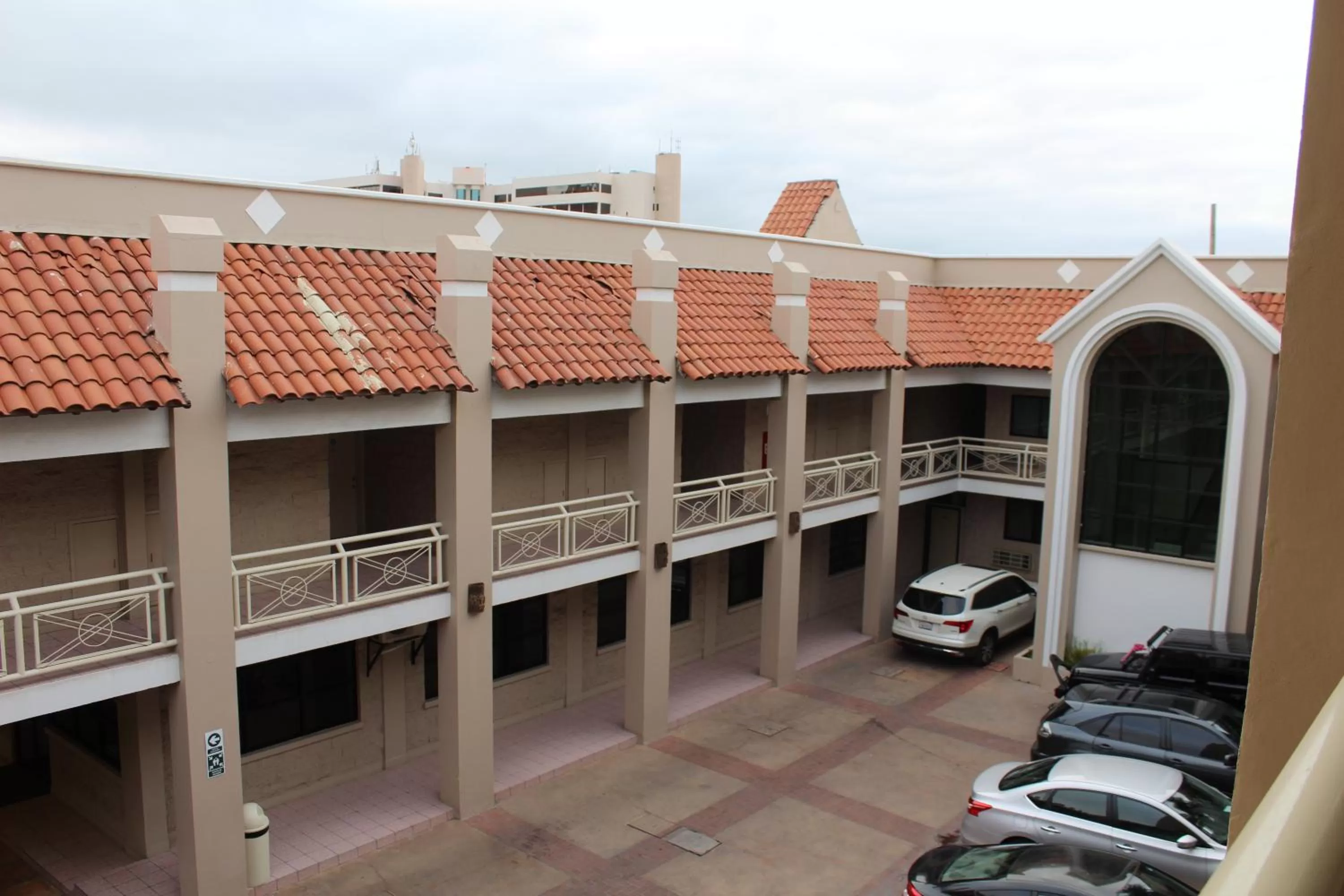 Property building in Del Mar Inn Rosarito