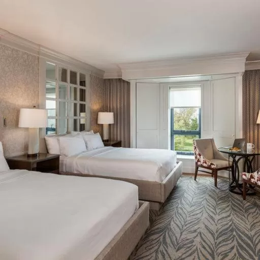 Bed in Beechwood Hotel