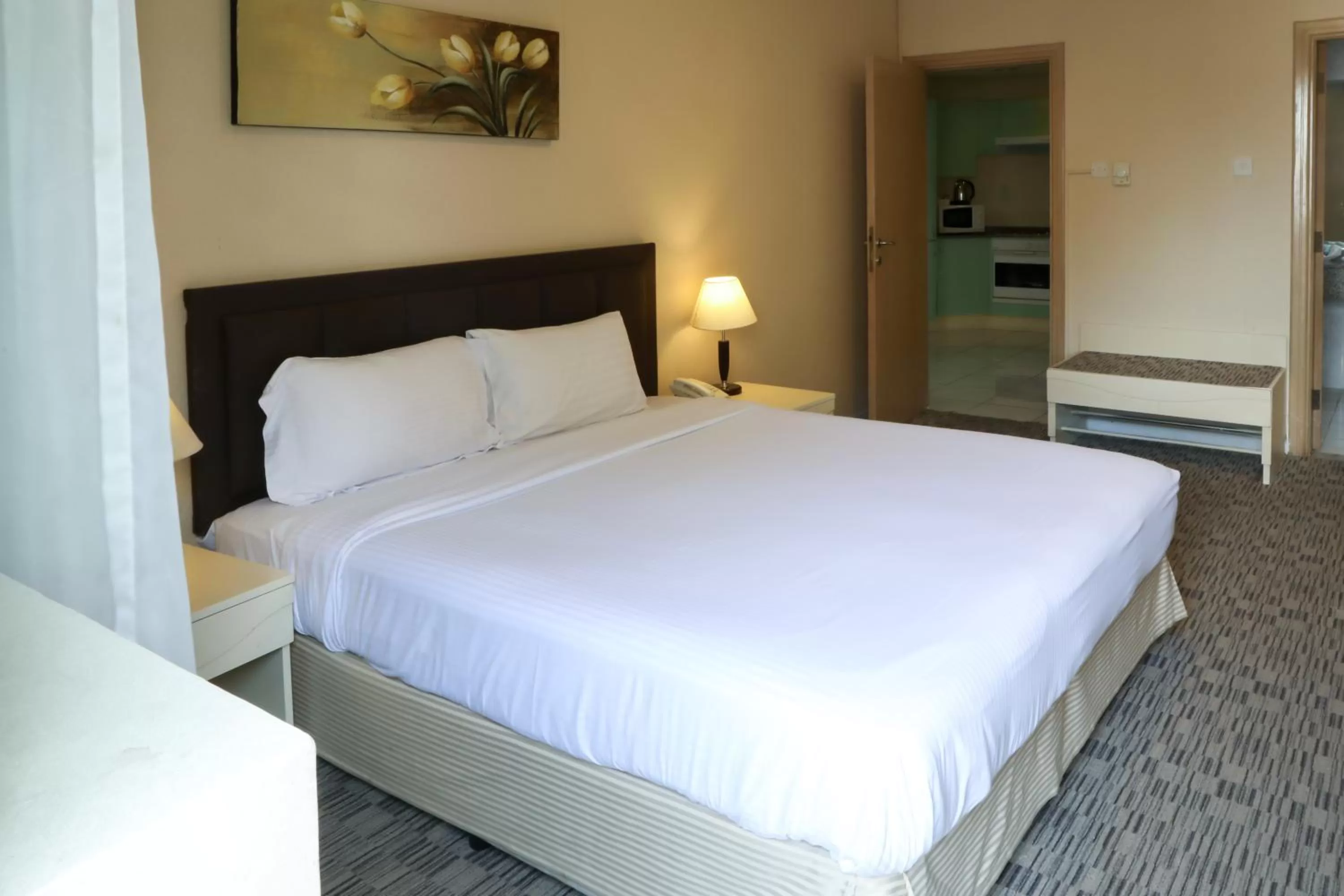 Bed in West Zone Pearl Hotel Apartment