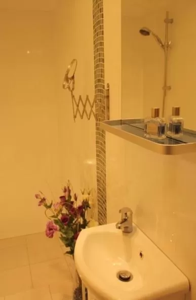 Astoria Retreat Bed & Breakfast