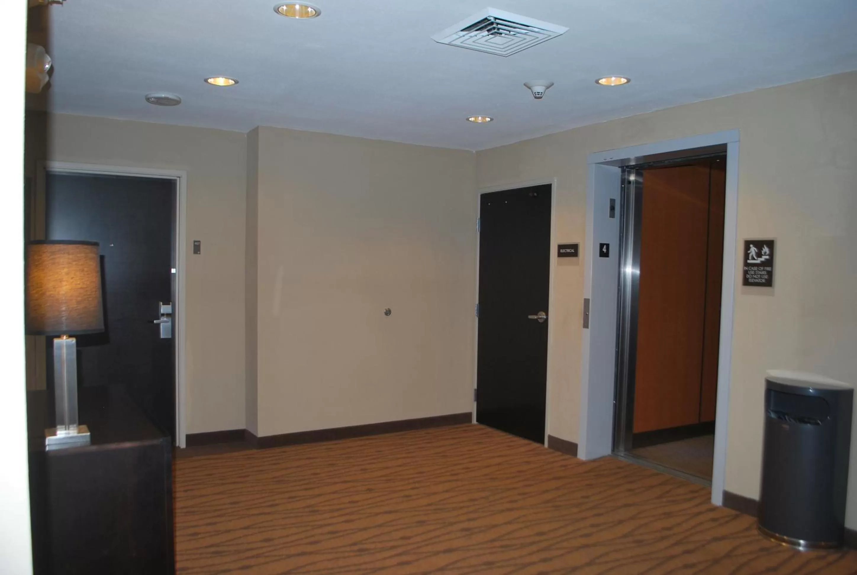 Area and facilities in Sleep Inn & Suites Clintwood