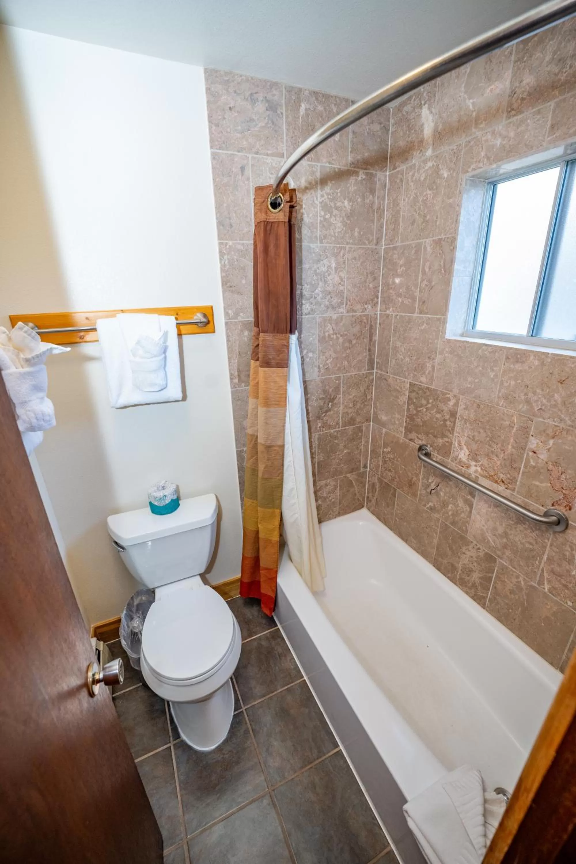 Shower in Hotel Estes