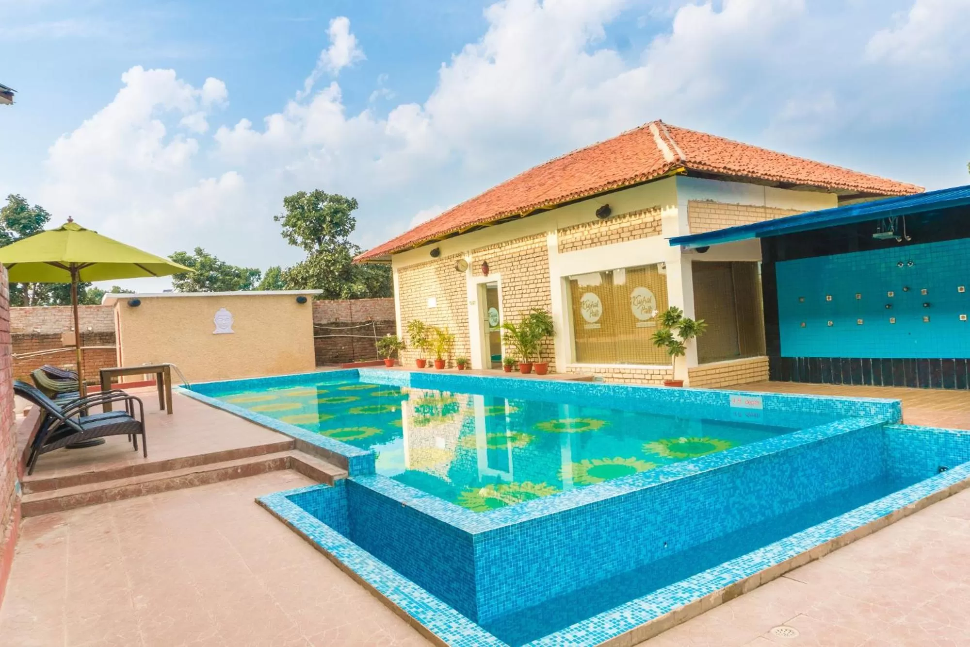 Swimming Pool in Kushal Palli Resorts- A unit of PearlTree Hotels & Resorts