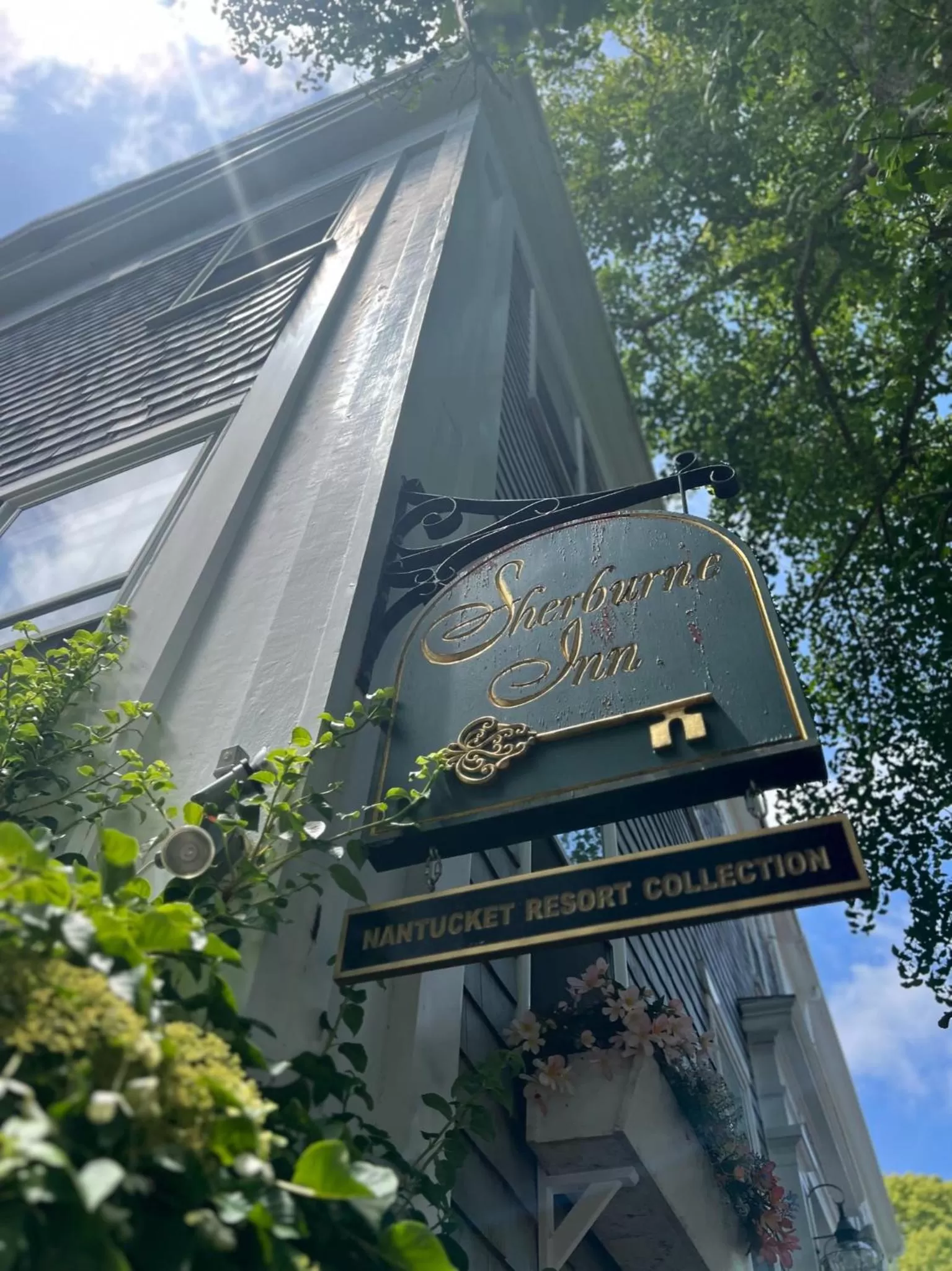 Logo/Certificate/Sign in Nantucket Resort Collection