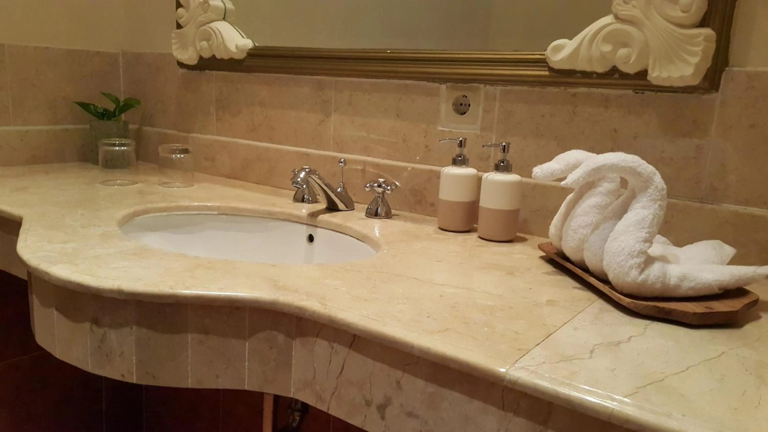 Bathroom in Sarasvati Borobudur