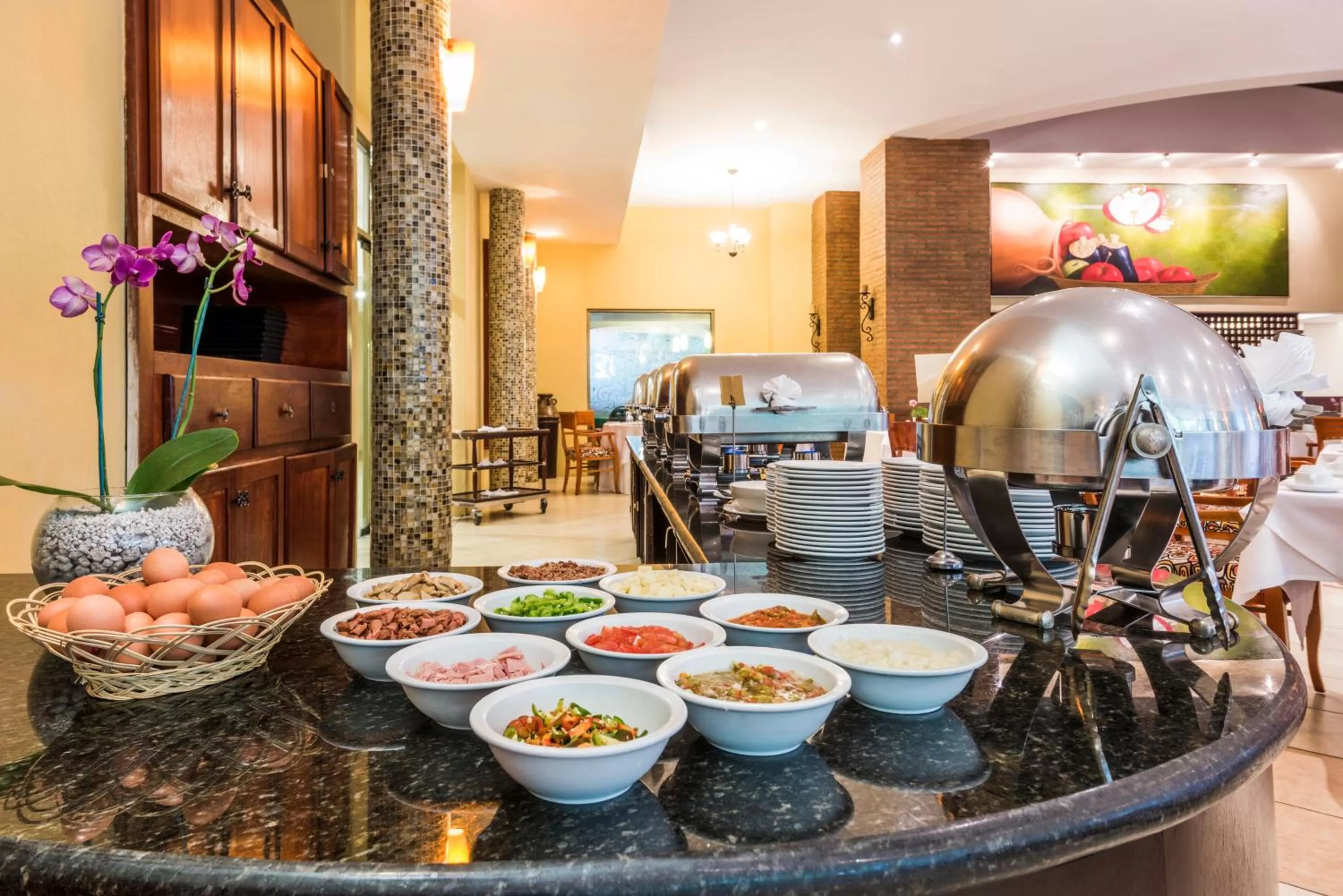 Breakfast in Holiday Inn Convention Center by IHG