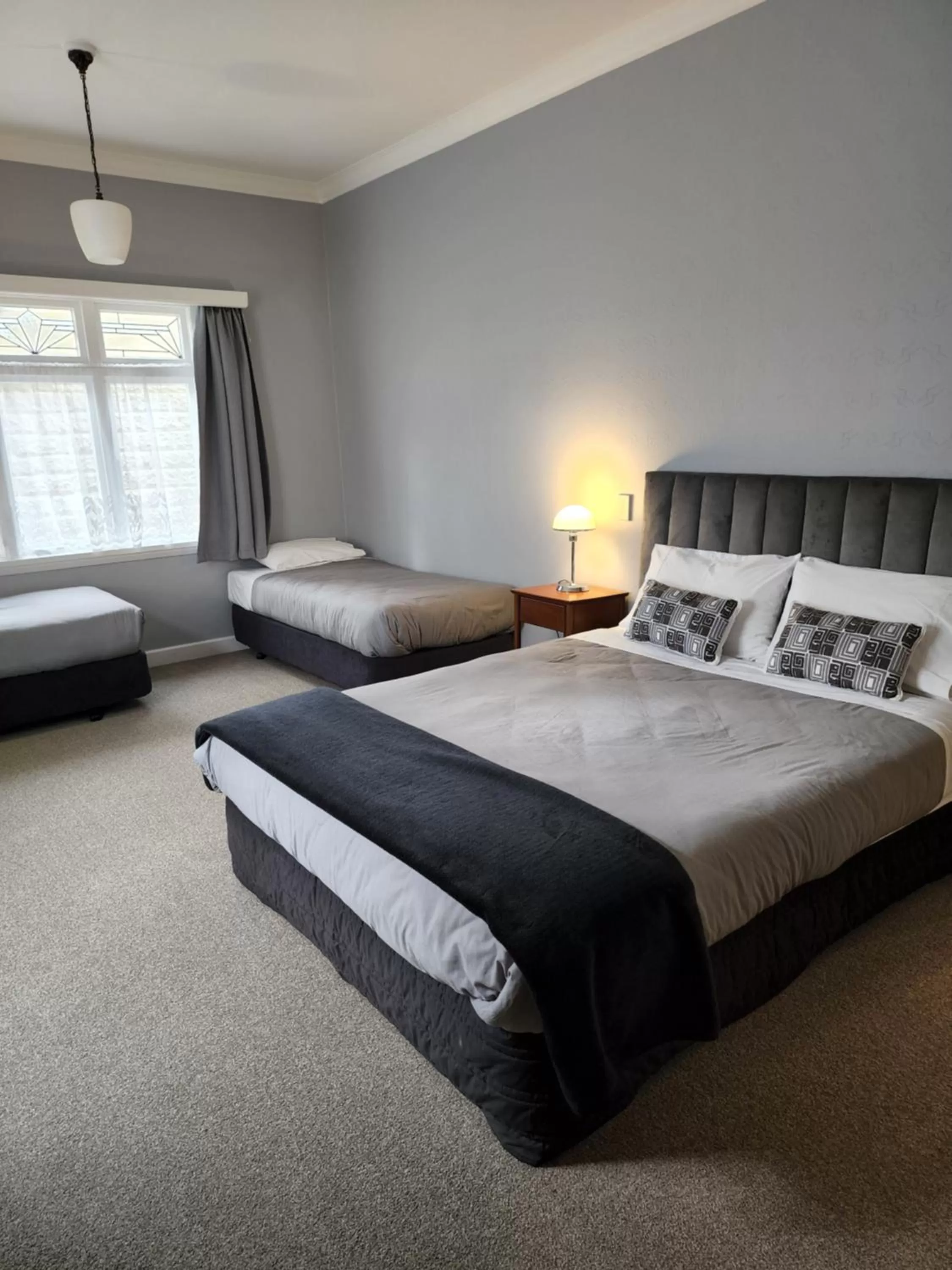 Bed in Gardner Court Motel