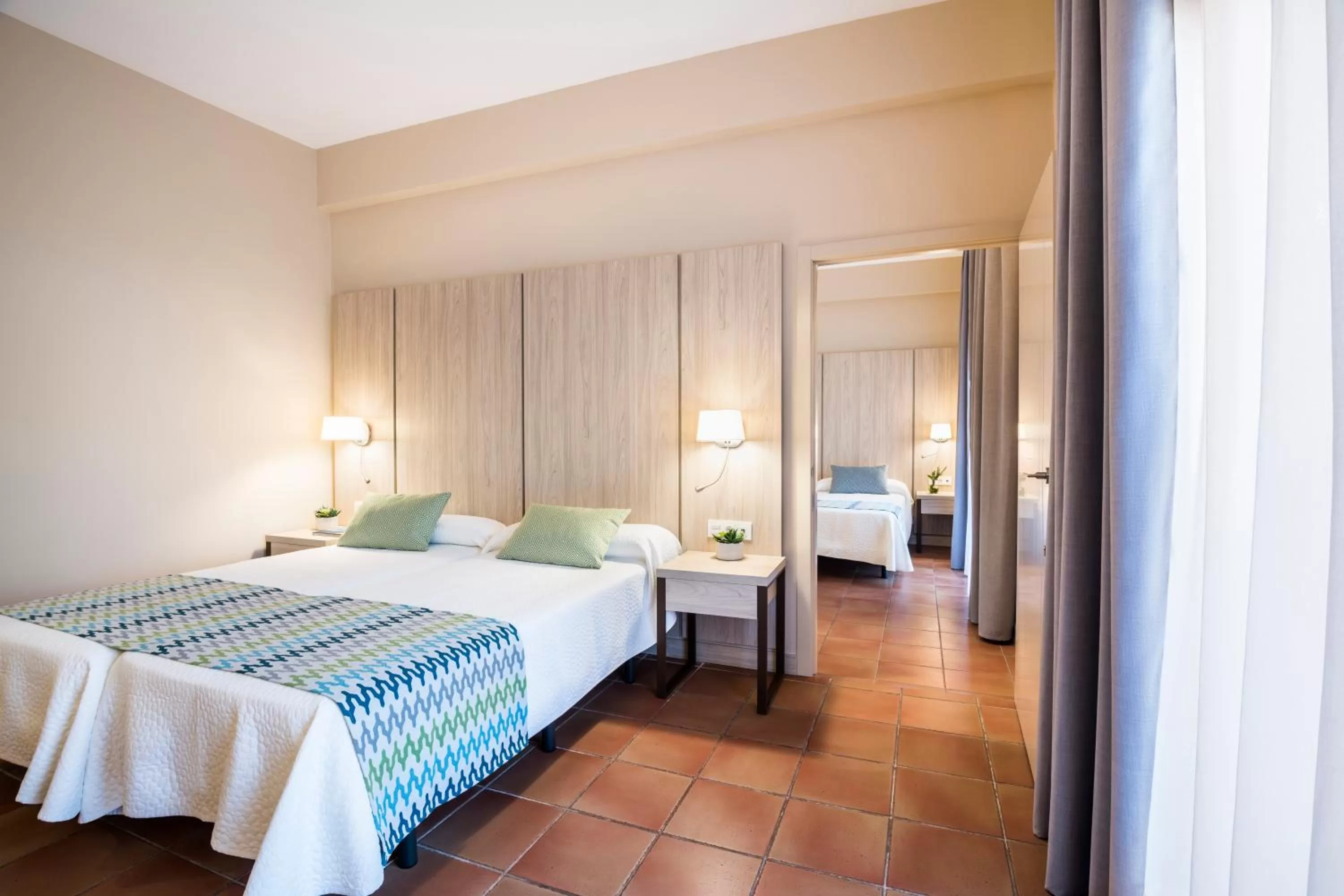 Photo of the whole room, Bed in Intelier Bonaire