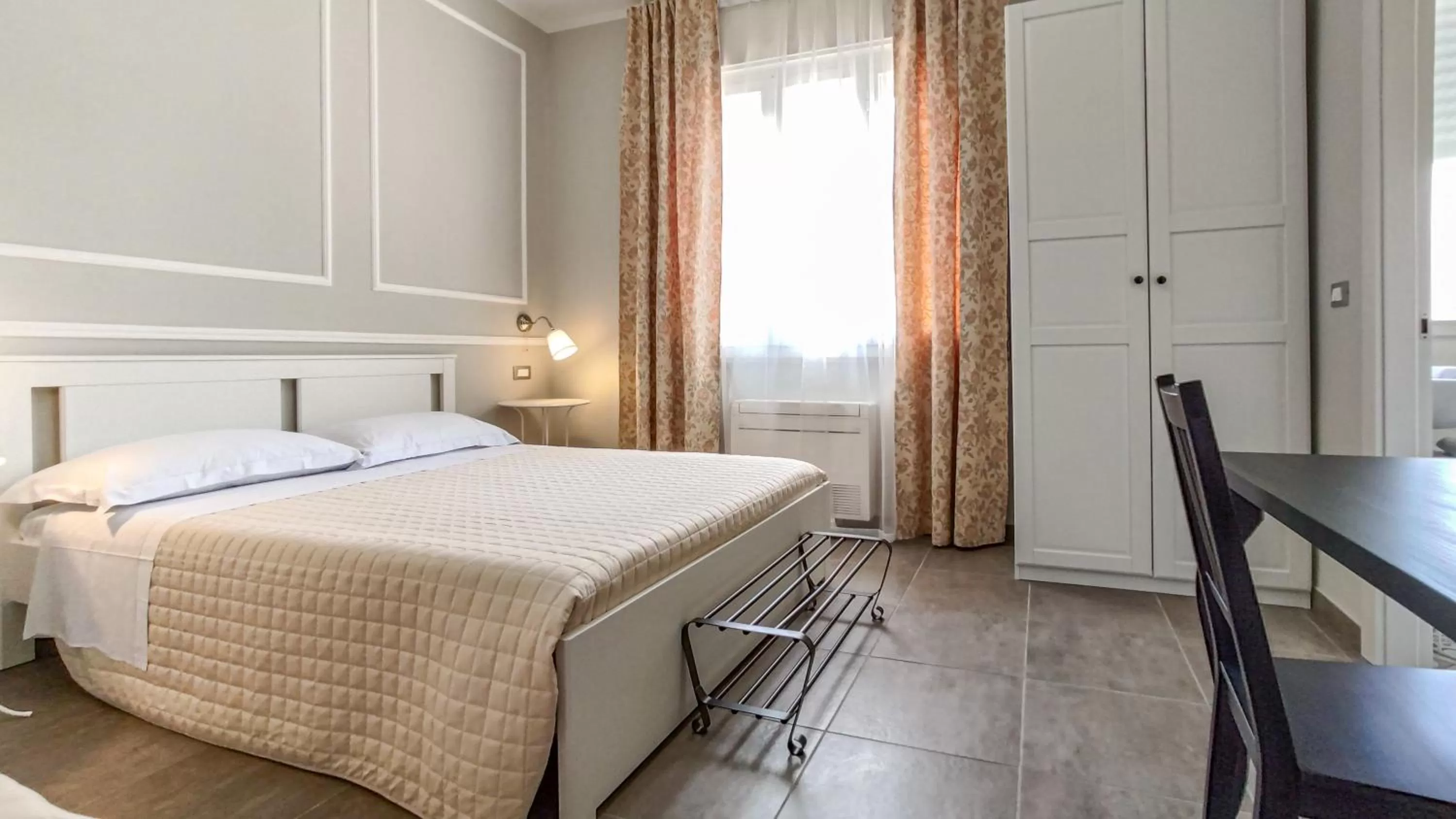 Bedroom, Bed in LA DAMA ROOM&BREAKFAST