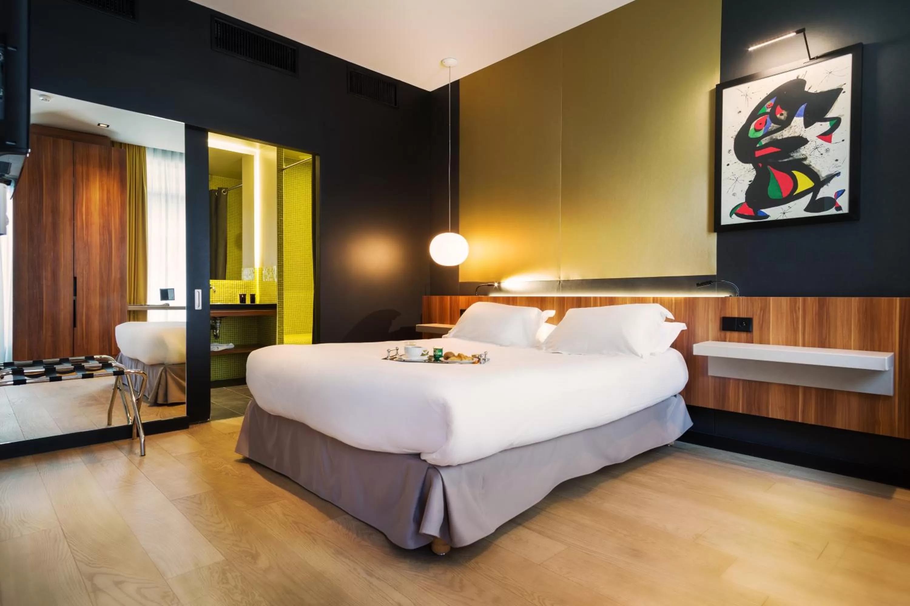 Bed in Chateaudun Opéra