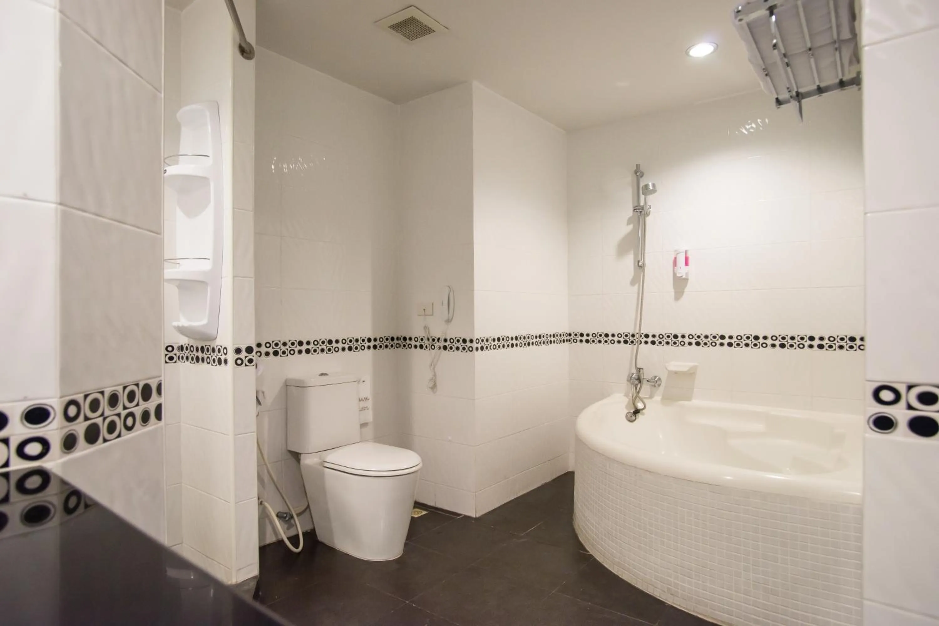 Bathroom in Best Bella Pattaya