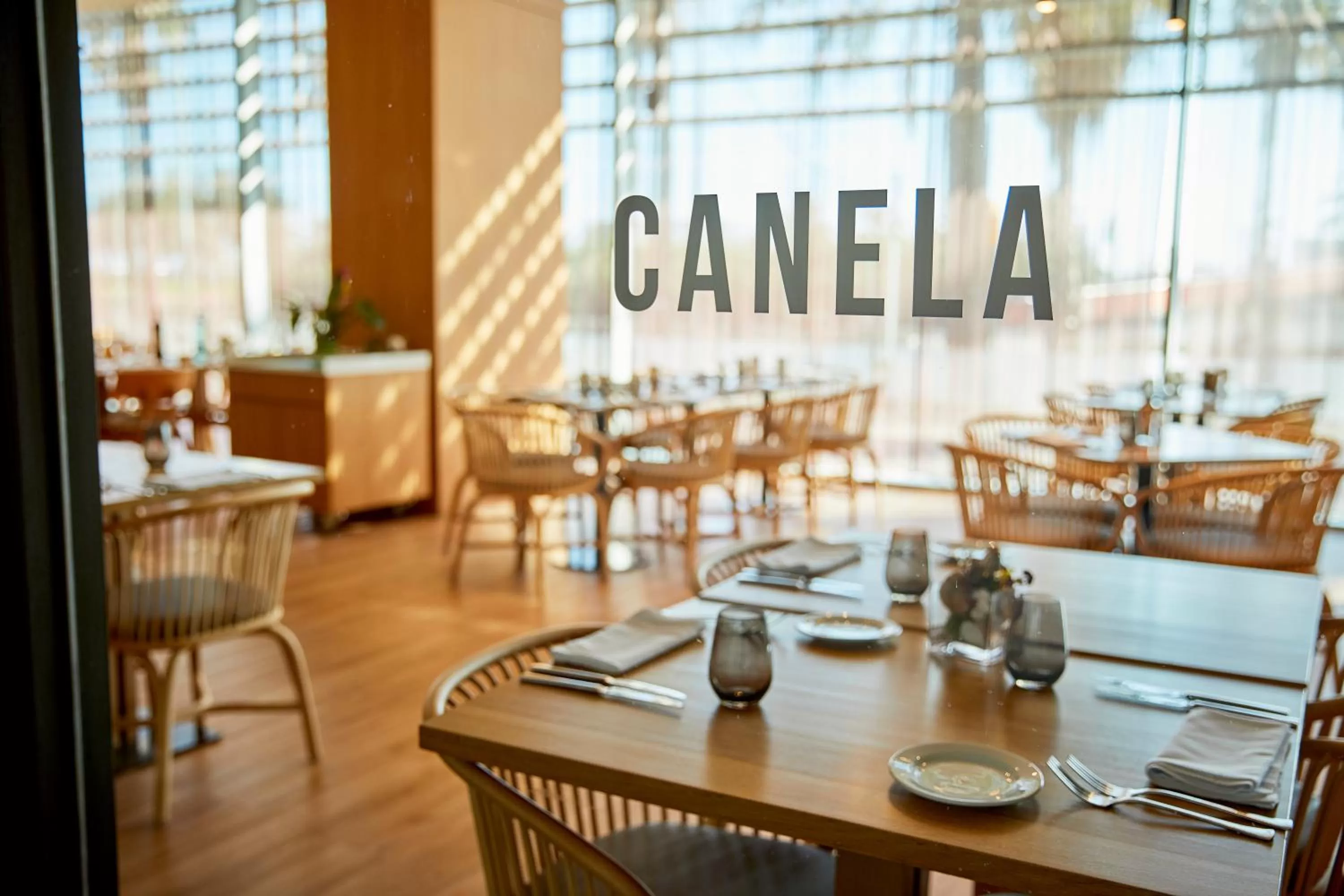 Restaurant/places to eat in Occidental Atenea Mar - Adults Only