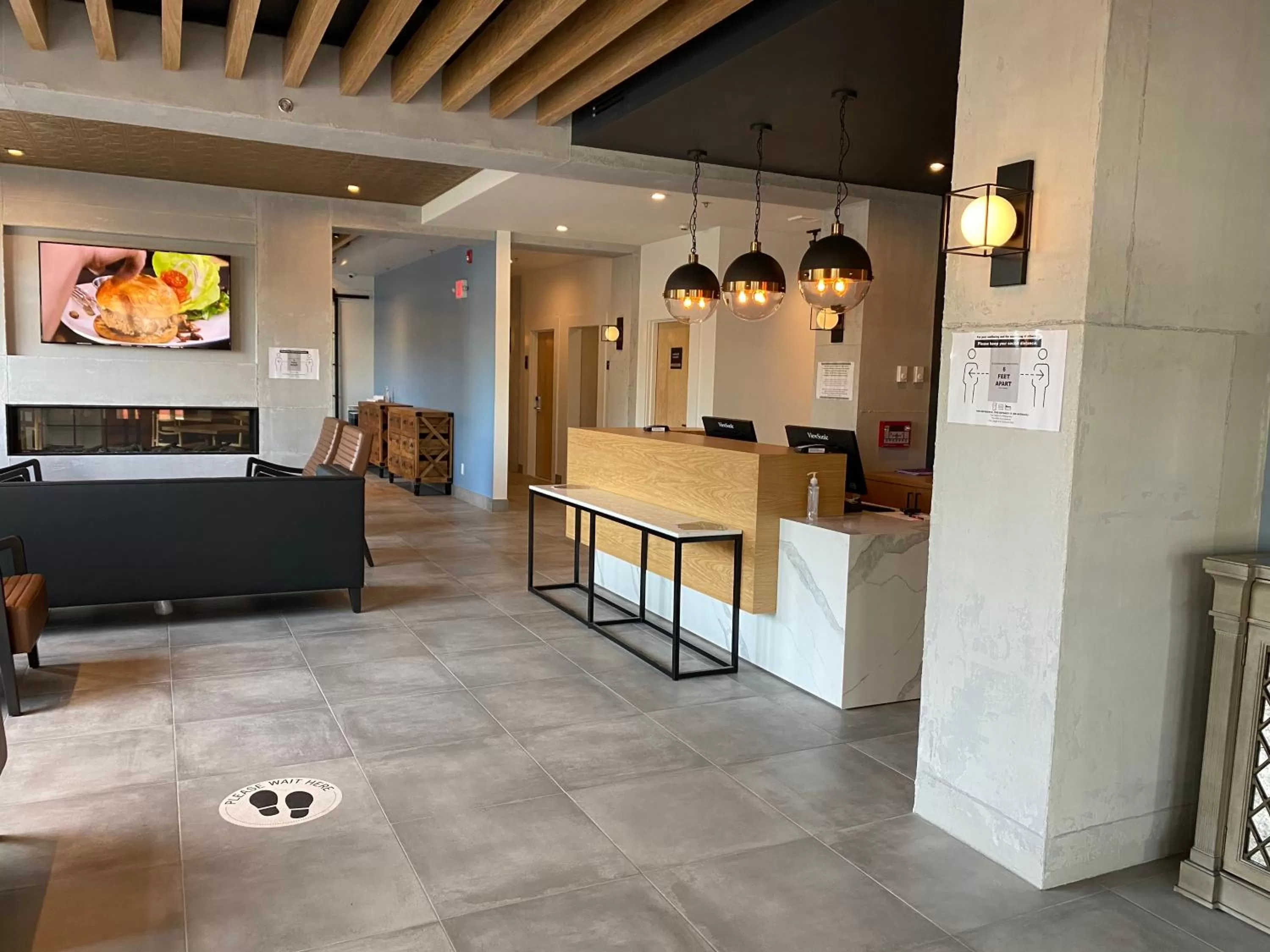 Location in Lake Placid Inn: Main Street