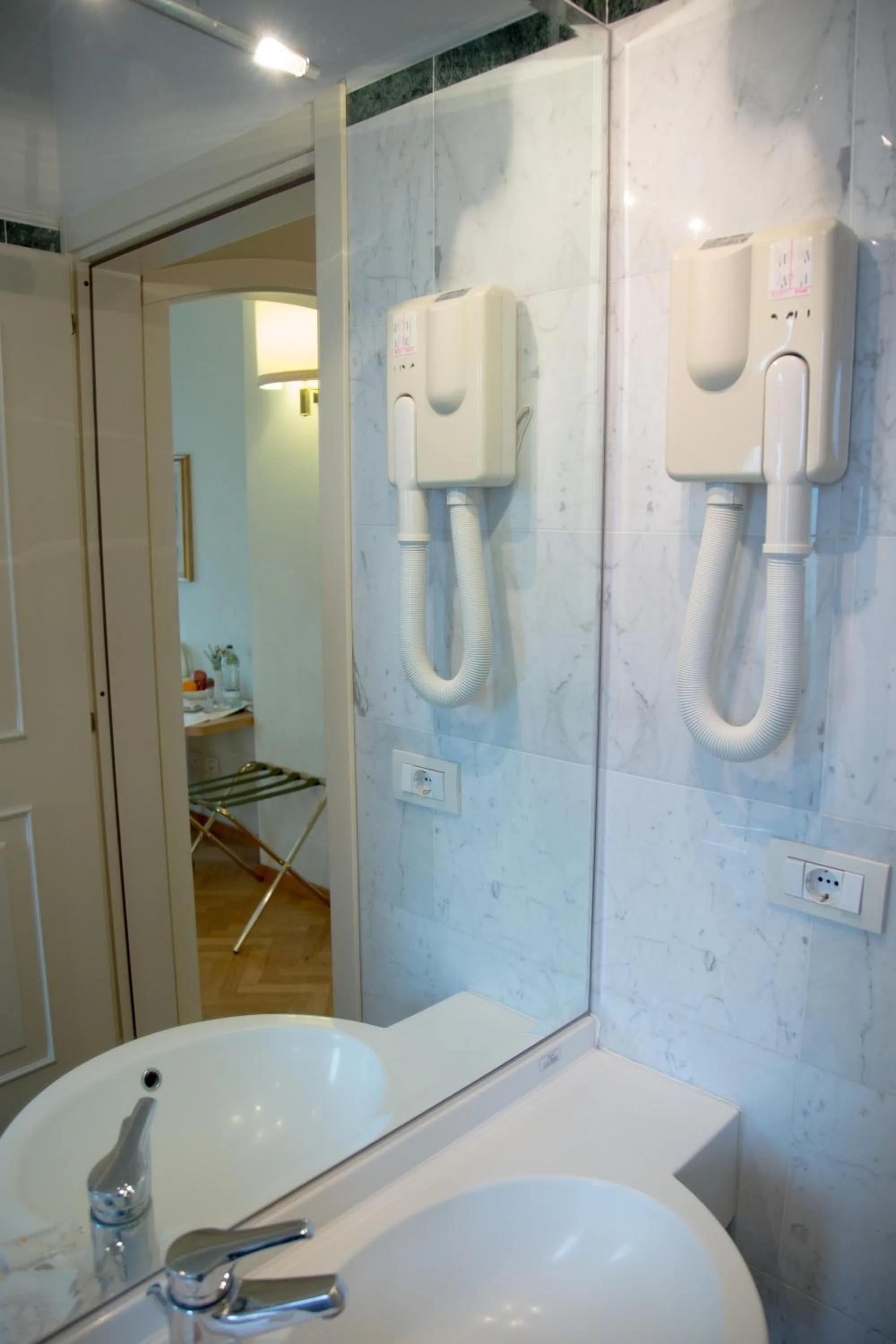 Bathroom in HG Hotel Cappelli