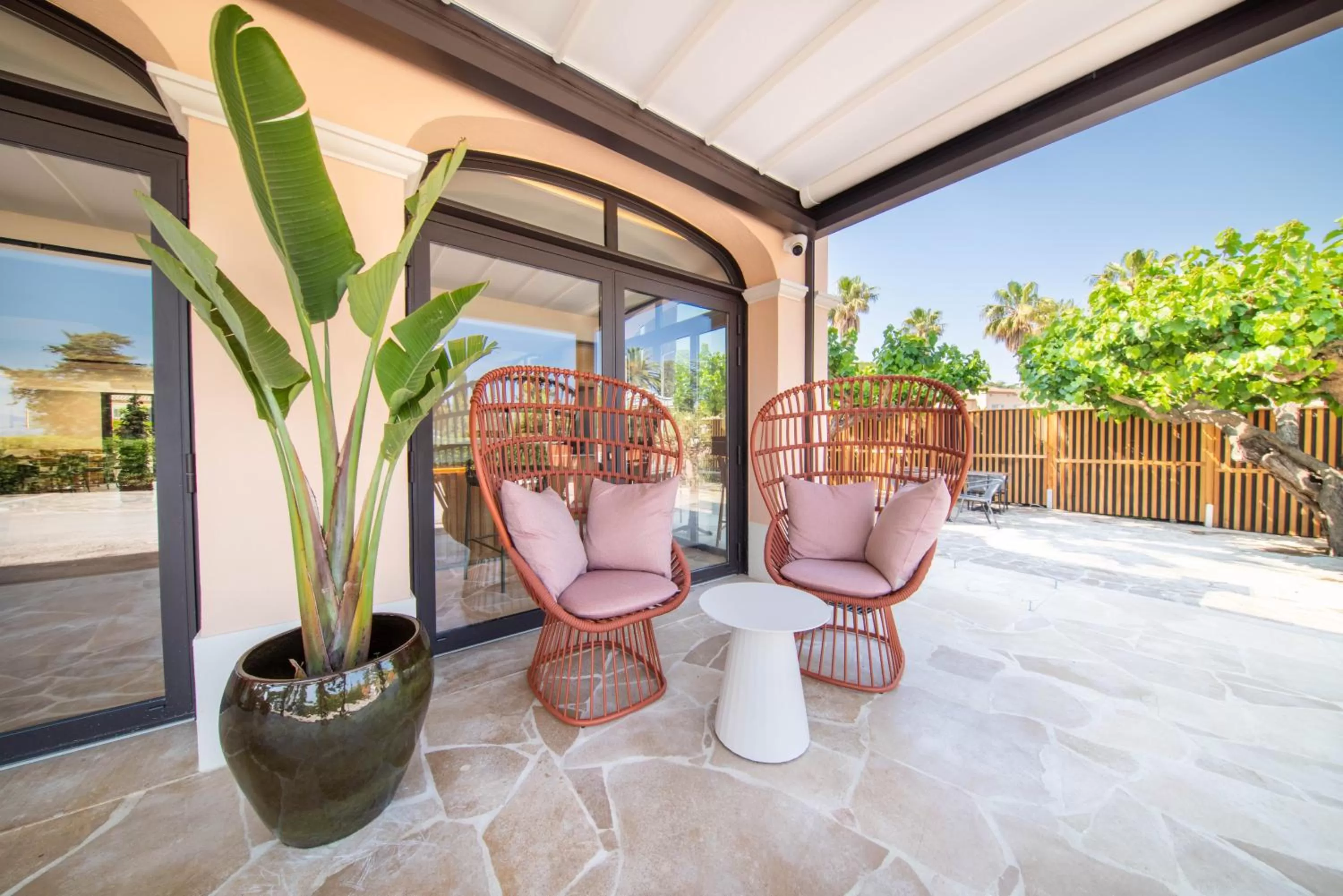 Patio in Hotel Brin d'Azur - Saint Tropez