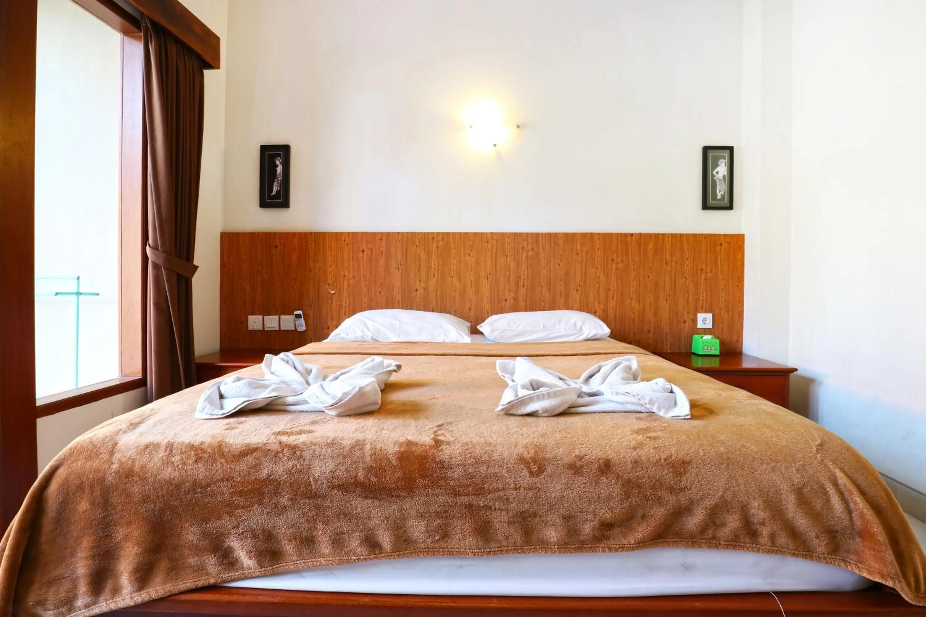 Bedroom, Bed in Gora Beach Inn