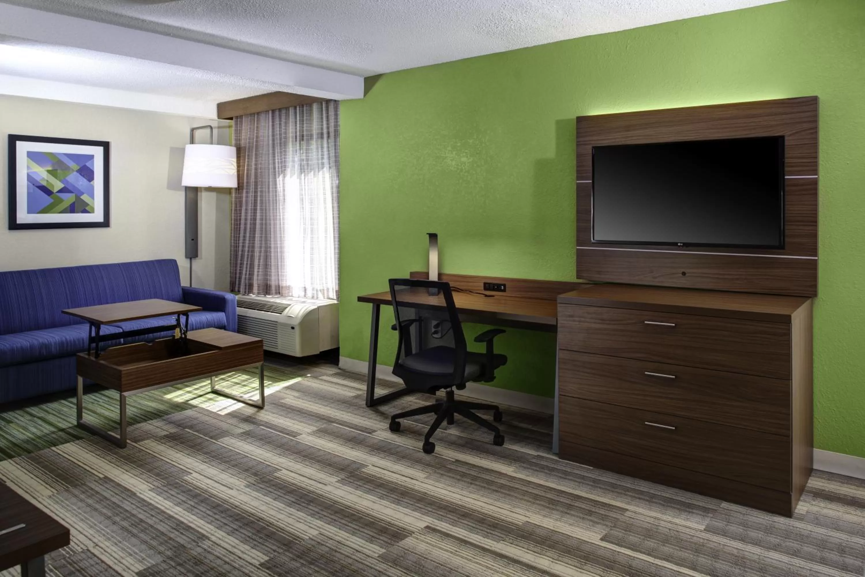 Photo of the whole room in Holiday Inn Express Richmond-Mechanicsville by IHG