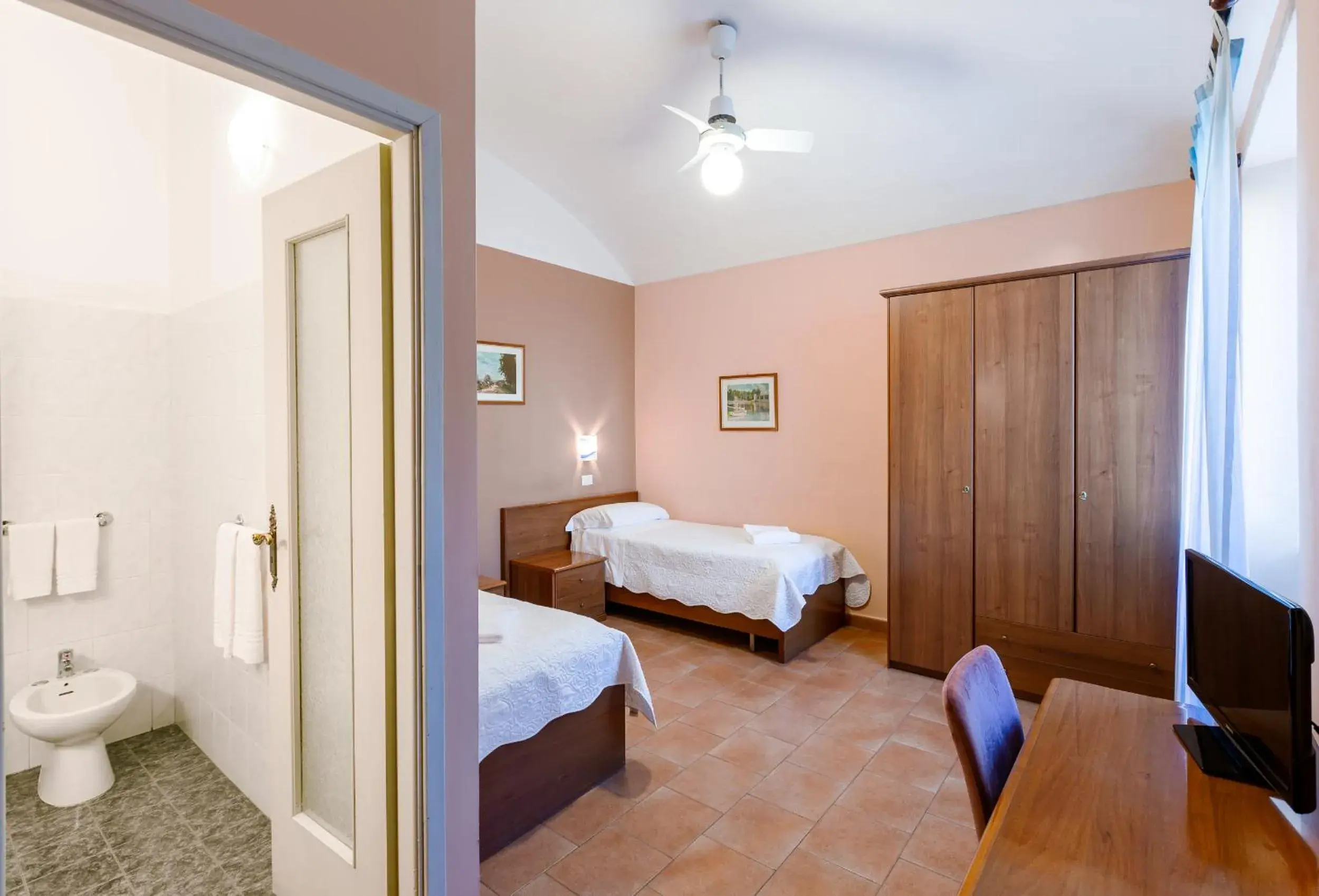 Twin Room in Hotel Castello Twin Room in Hotel Castello
