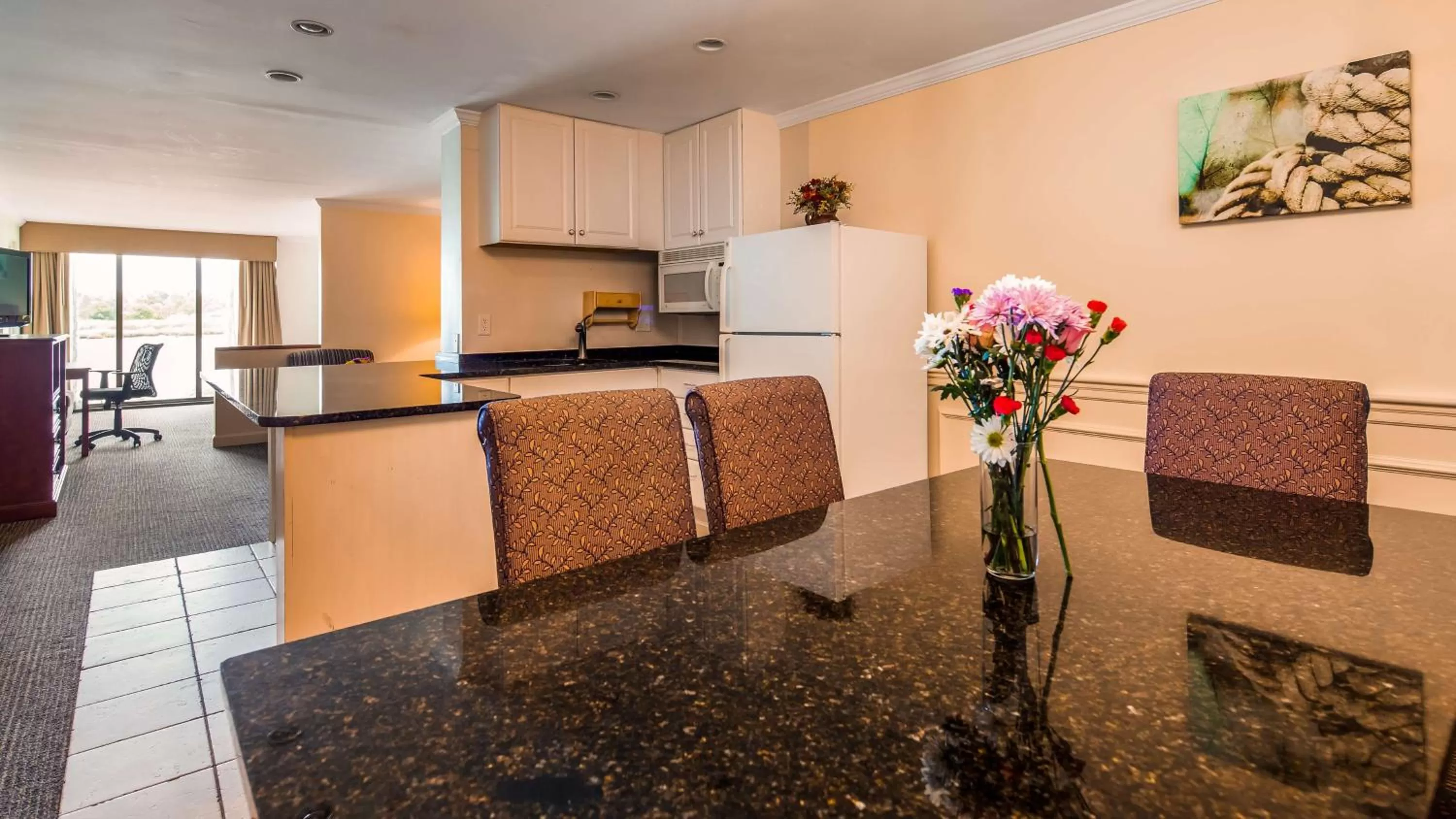 Photo of the whole room in Best Western Adams Inn Quincy-Boston