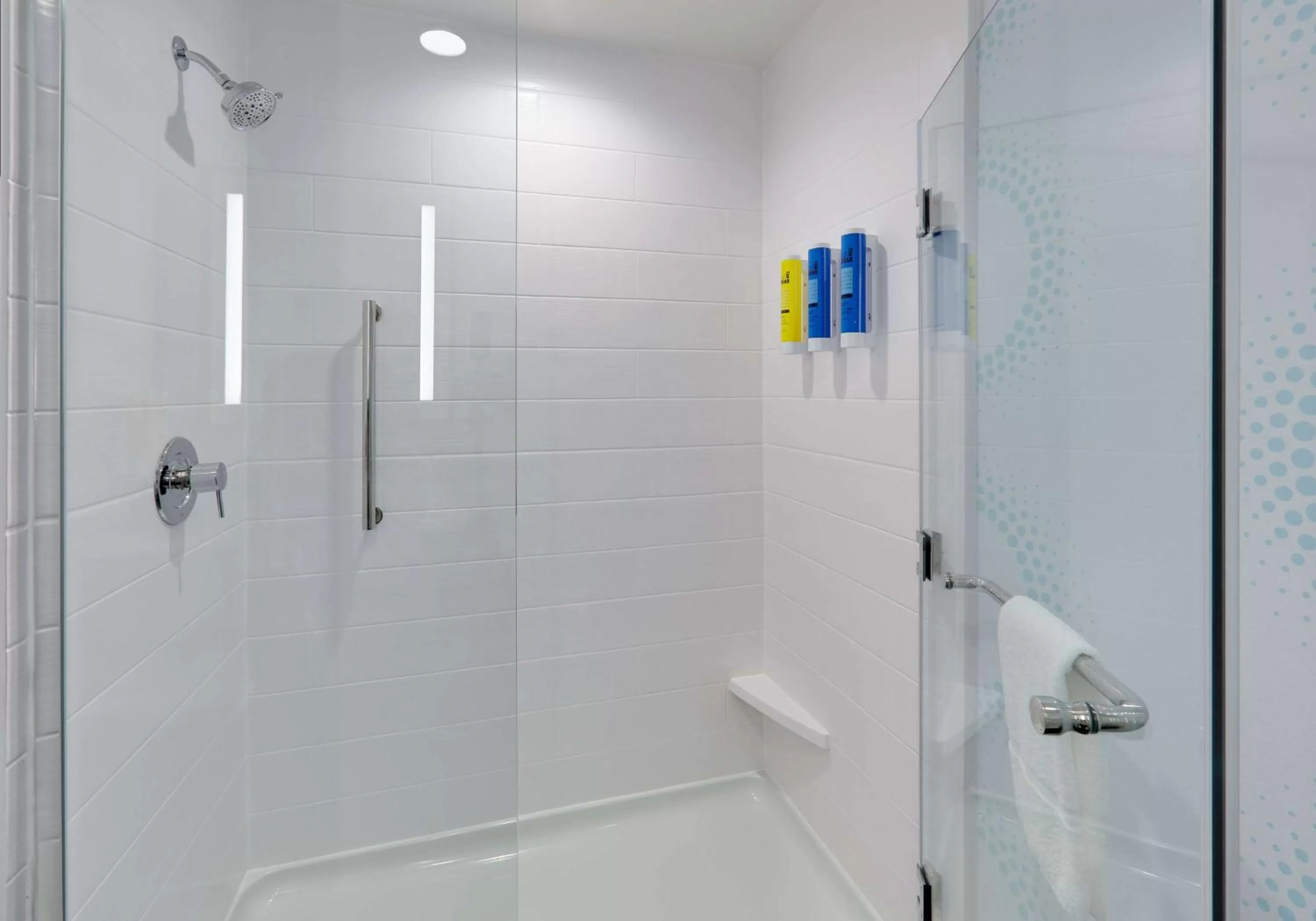 Bathroom in Tru By Hilton Euless Dfw West, Tx