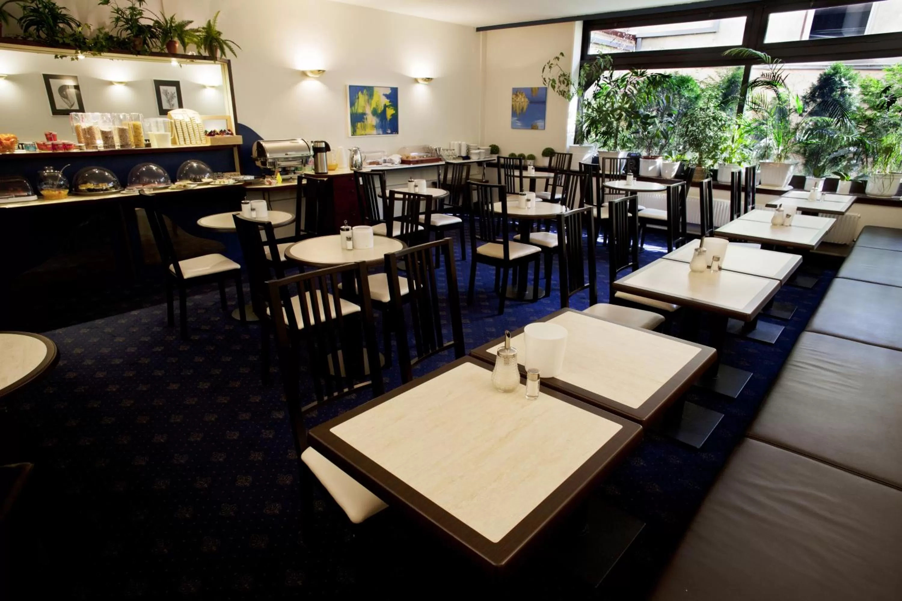 Dining area in Pension Pharmador