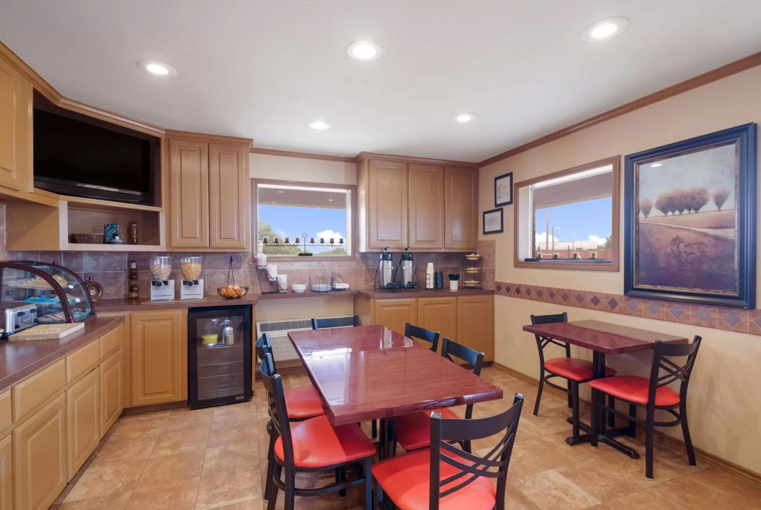 Breakfast in SureStay Hotel by Best Western Rockdale