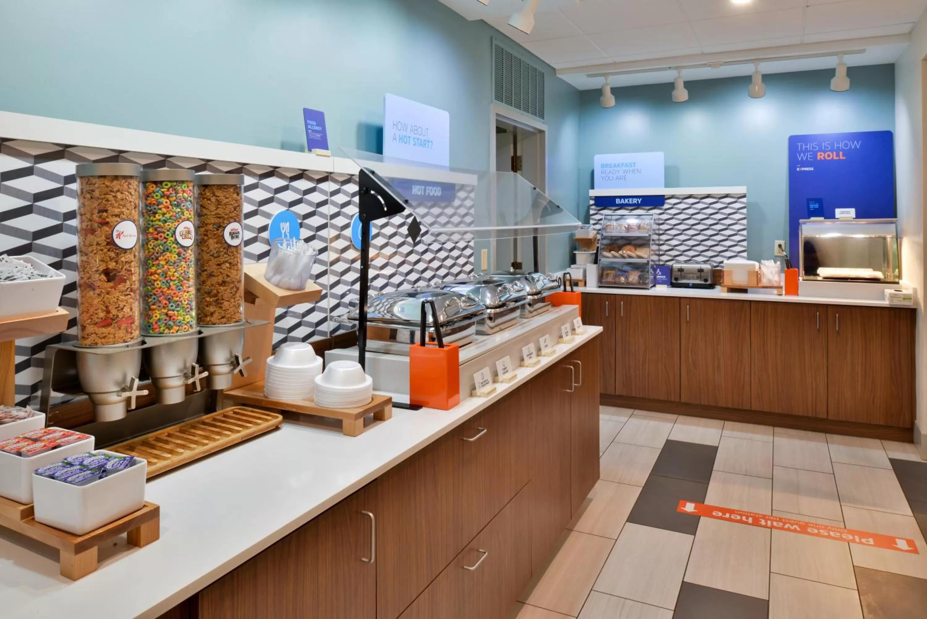 Coffee/tea facilities in Holiday Inn Express Blowing Rock South by IHG